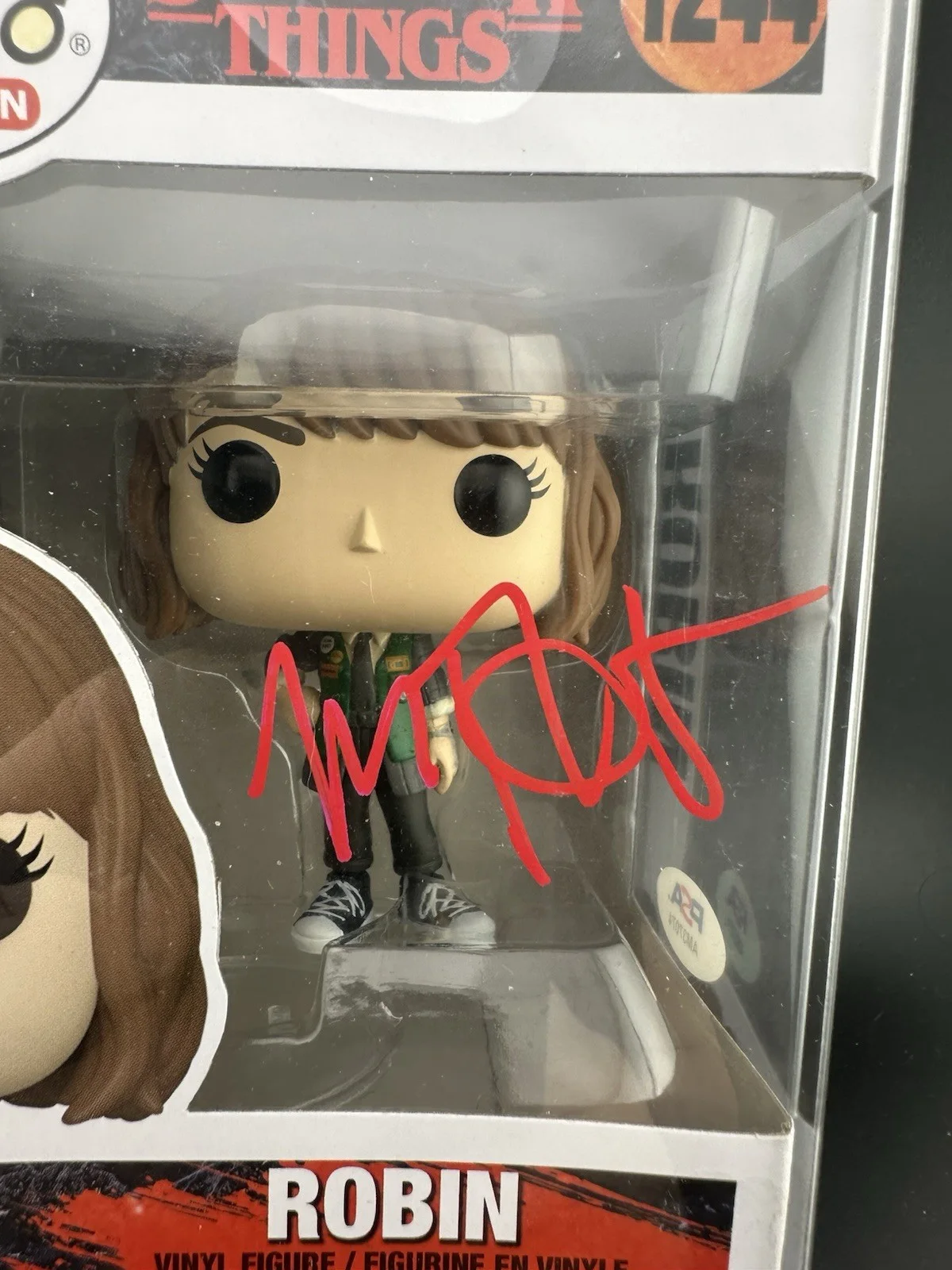 Maya Hawke — Maya Hawke Signed Funko Pop Stranger Things Robin 1244 Autograph PSA COA, image 2