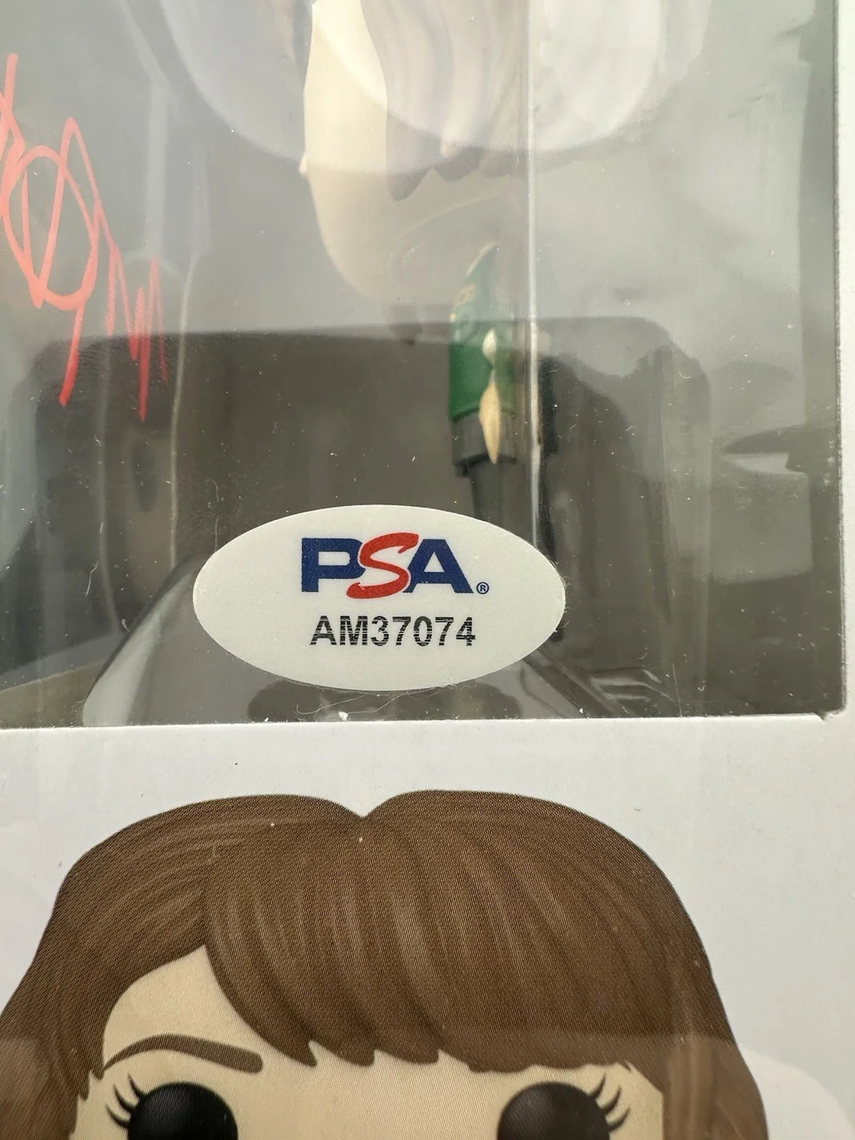 Maya Hawke — Maya Hawke Signed Funko Pop Stranger Things Robin 1244 Autograph PSA COA, image 3