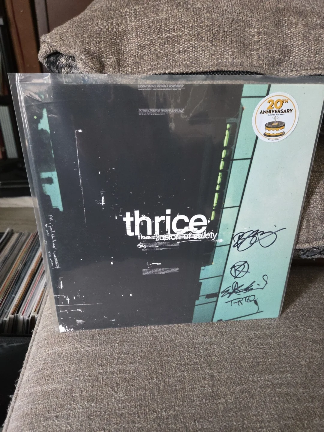 THRICE Signed All 4 Illusion Of Safety Electric Blue Vinyl LP 20th Anniversary, изображение 2