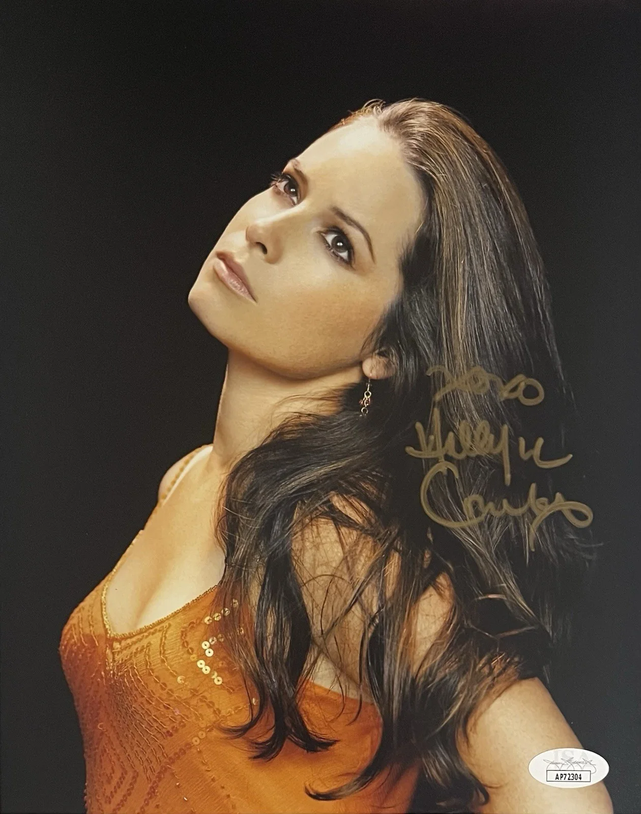 Holly Marie Combs — Holly Marie Combs signed 8x10 photo as Piper Halliwell from CHARMED JSA COA