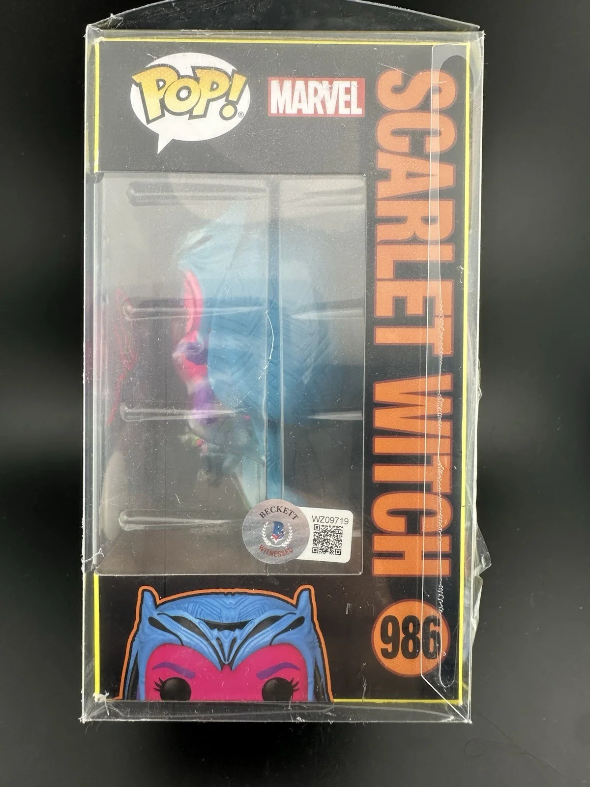 Elizabeth Olsen — Elizabeth Olsen Signed Wandavision Scarlet Witch Funko Pop 986 Beckett Witness, изображение 4