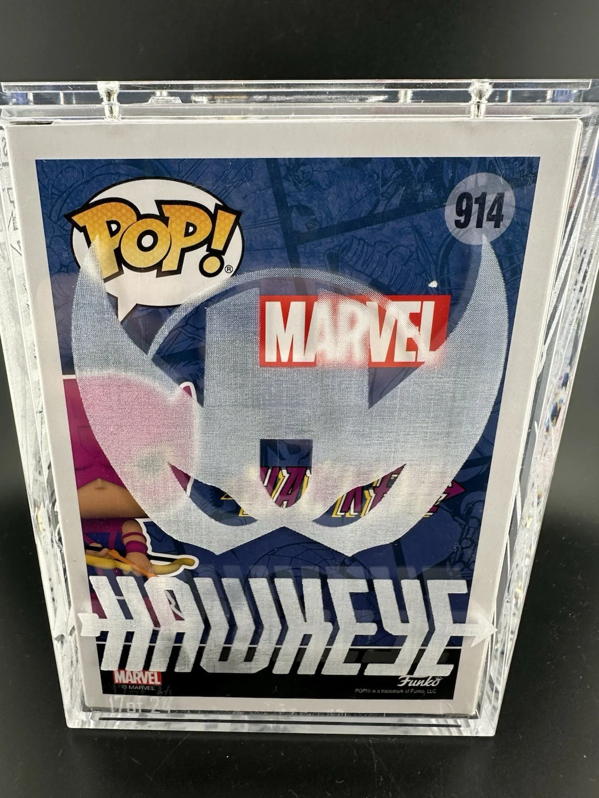 Jeremy Renner — DELUXE SPECIAL HAWKEYE CASE Jeremy Renner Signed Hawkeye Funko Pop 914 Beckett, image 5