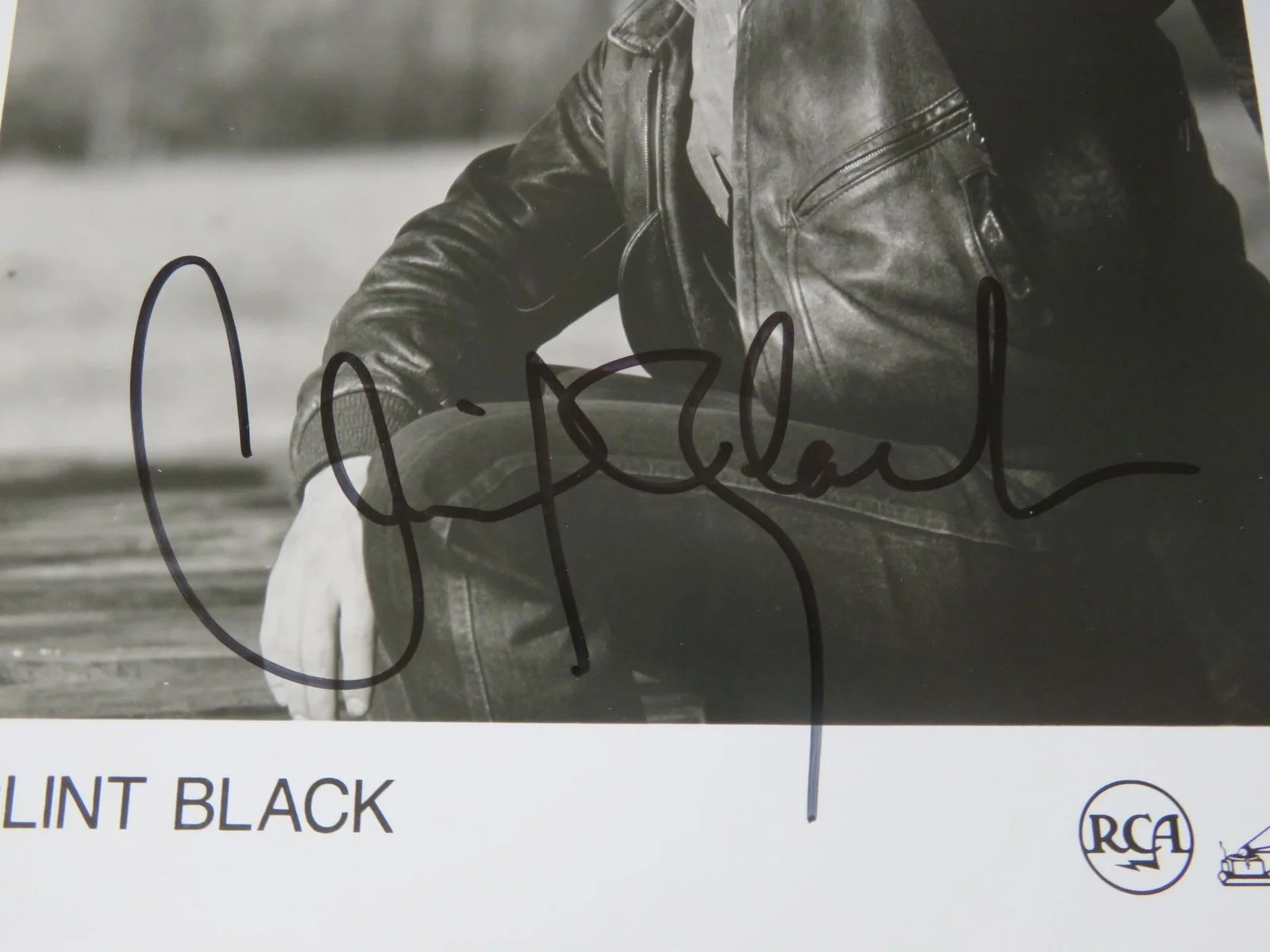 CLINT BLACK Signed Autograph Auto 8x10 Photo JSA, image 2