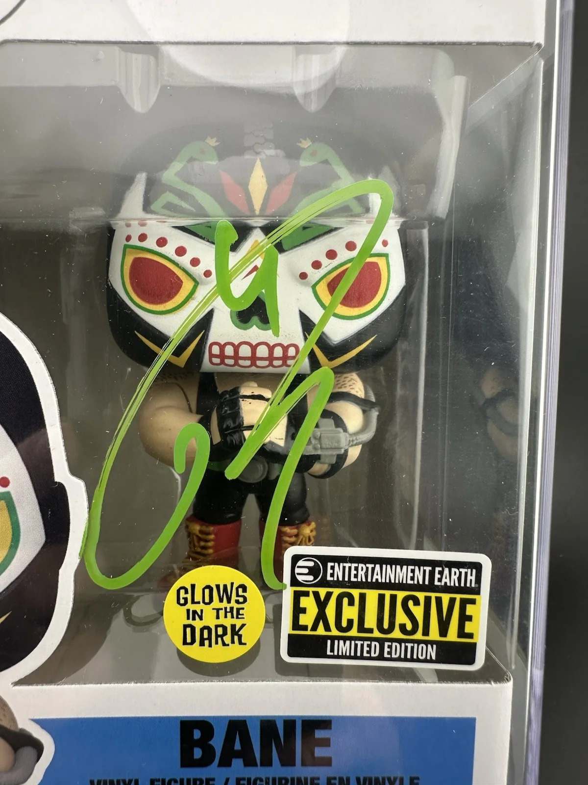 Tom Hardy — Tom Hardy Signed Super Heroes Bane Funko Pop #412 Limited Edition Glow In Dark, image 2