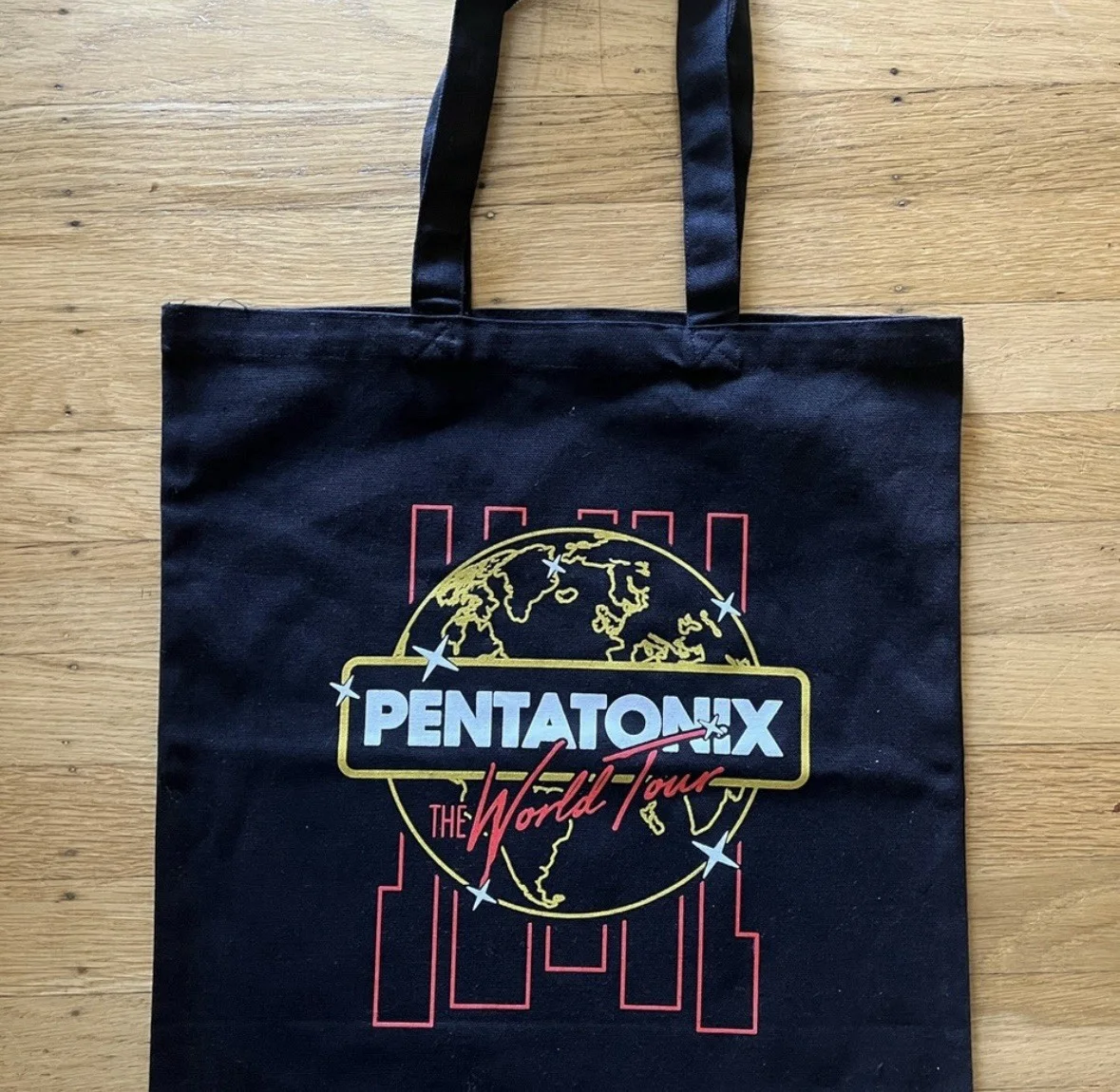 Pentatonix World Tour 2023 tote bag with lanyard, autographs, and VIP pass, изображение 3