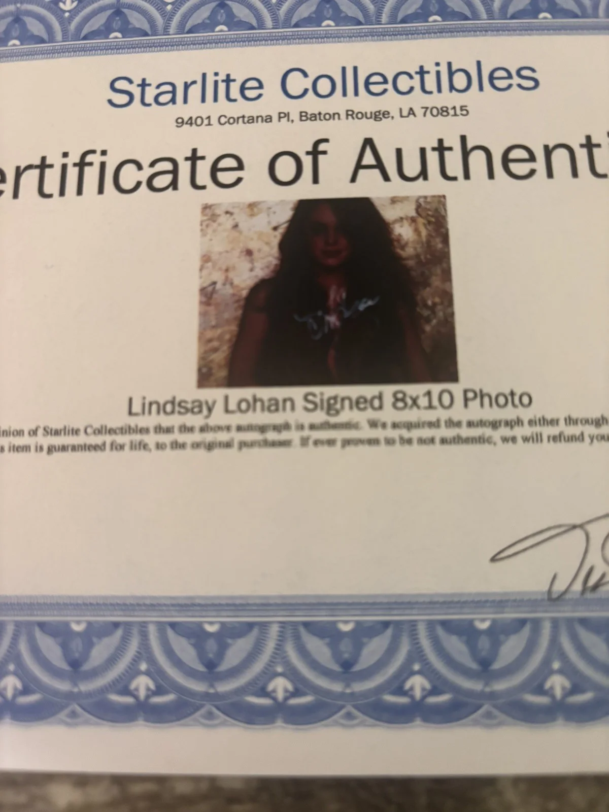 LINDSAY LOHAN Hand Signed Autographed 8 X 10 PHOTO W/ COA, framed, изображение 3