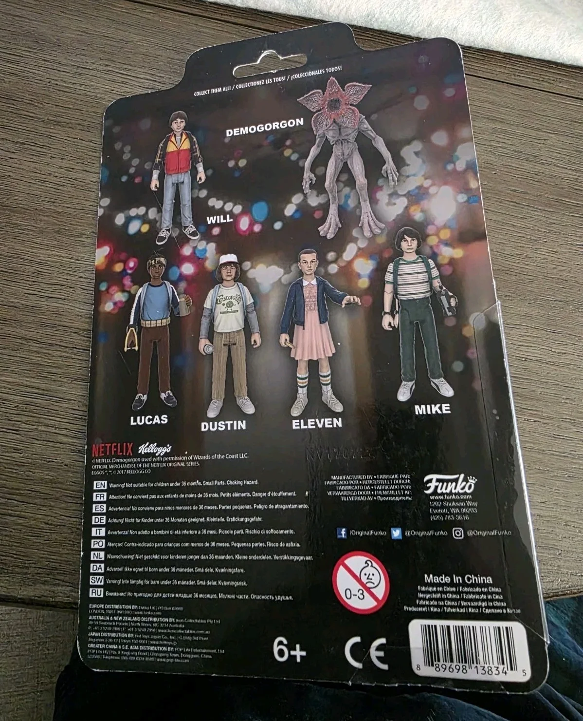 Caleb McLaughlin as Lucas — CALEB MCLAUGHLIN SIGNED INSCRIPTION Lucas STRANGER THINGS FIGURE CELEBRITY AUTHE, image 3