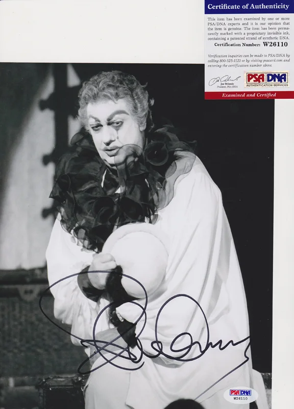 Placido Domingo — Placido Domingo The Three Tenors Signed Autograph 8x10 Photo PSA/DNA COA #23