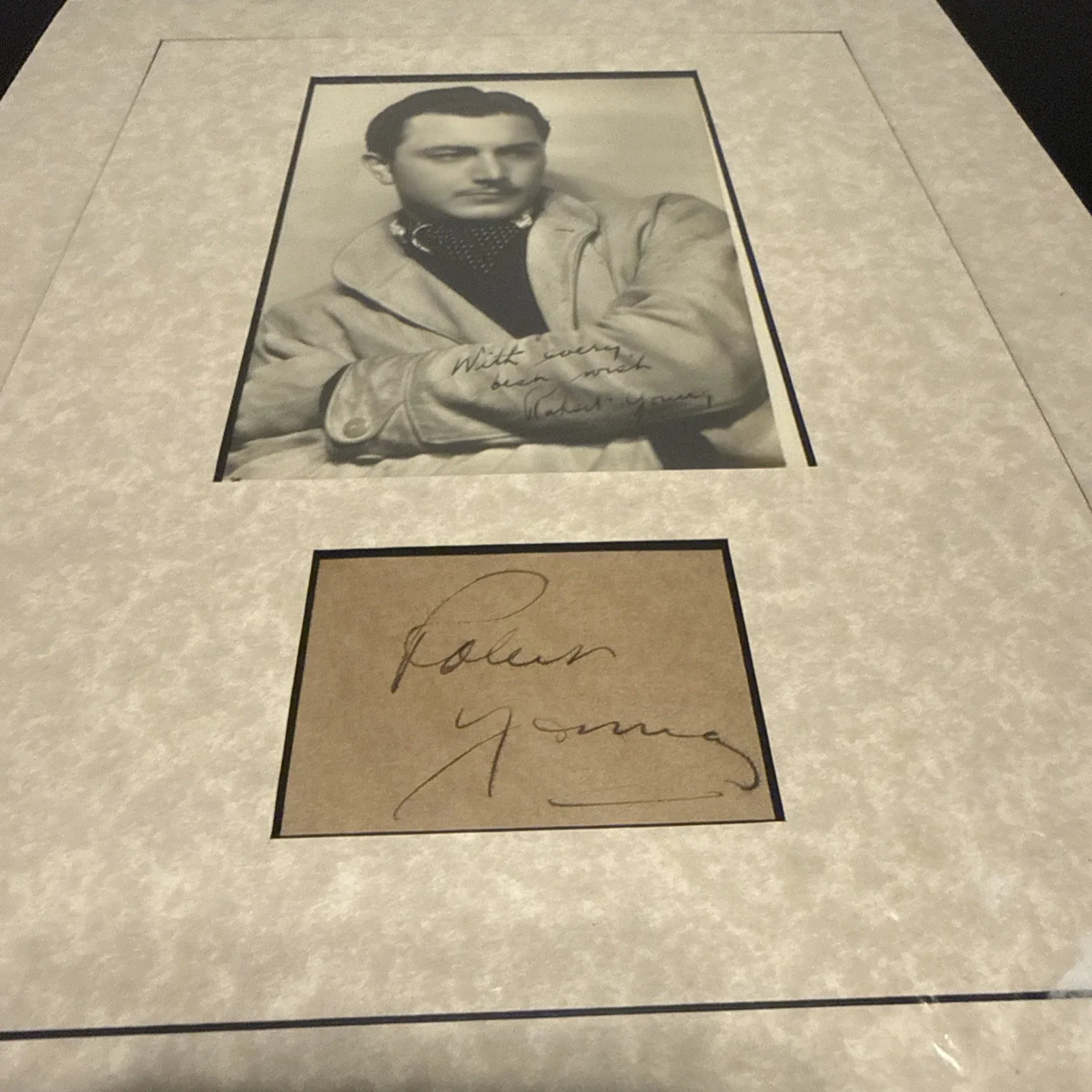 ￼Robert Young Autographed Photo & Signed Card COA FRANCES ZANE COLLECTION, изображение 2