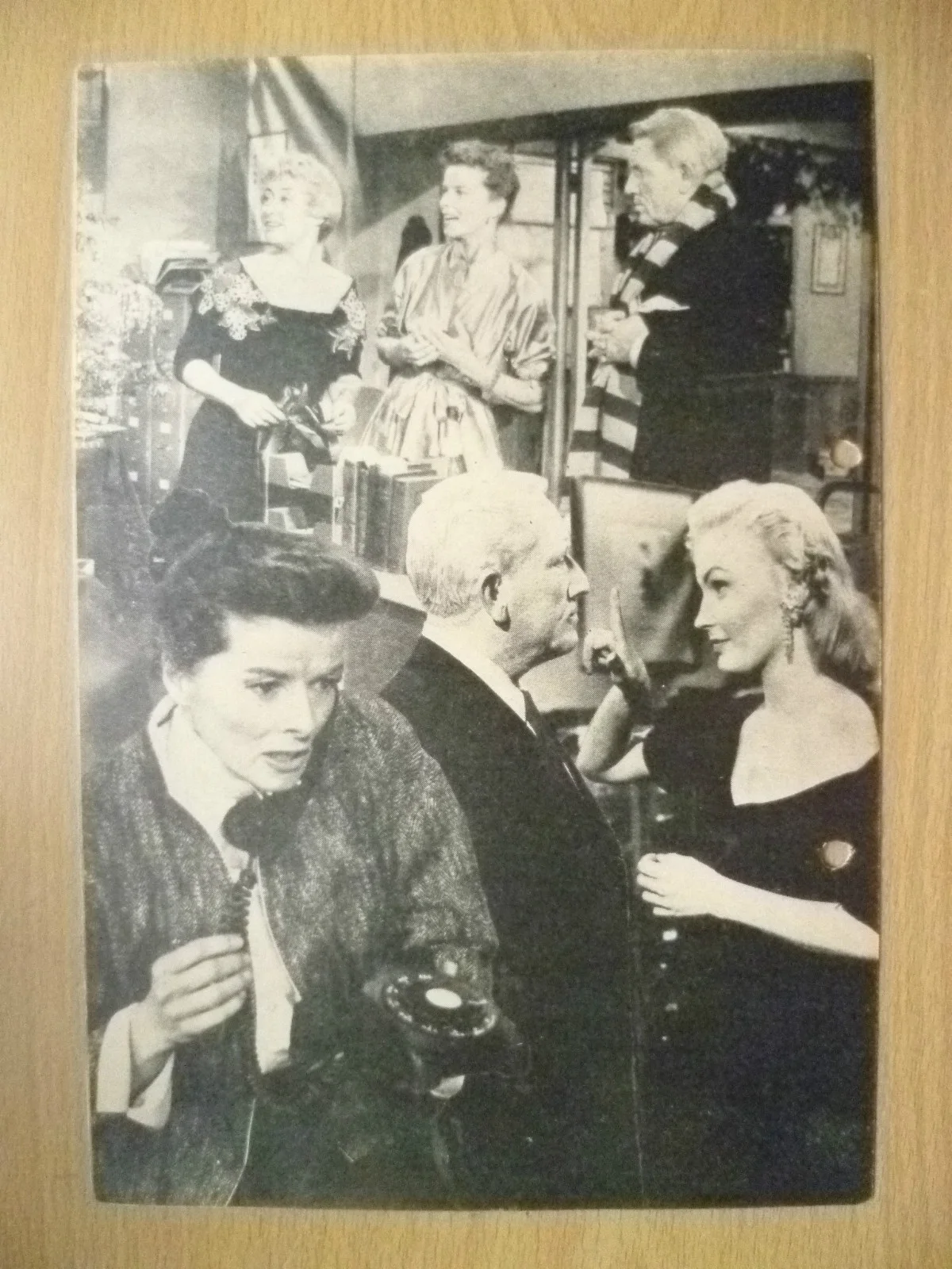 Film Neues Programme 1957, No.492 - EINE FRAU DIE ALLES KENNT, изображение 3