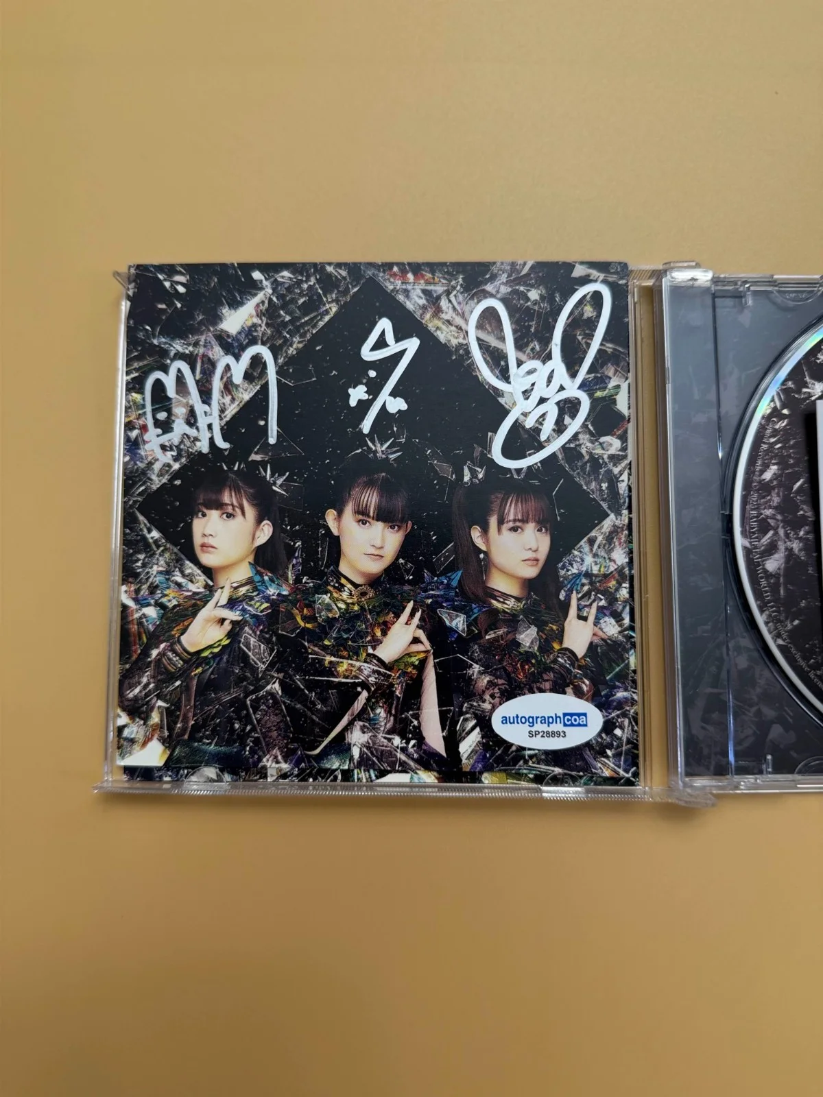 SIGNED BABY METAL Metal Forth CD ACOA Photo Card Autograph SP28893, изображение 2