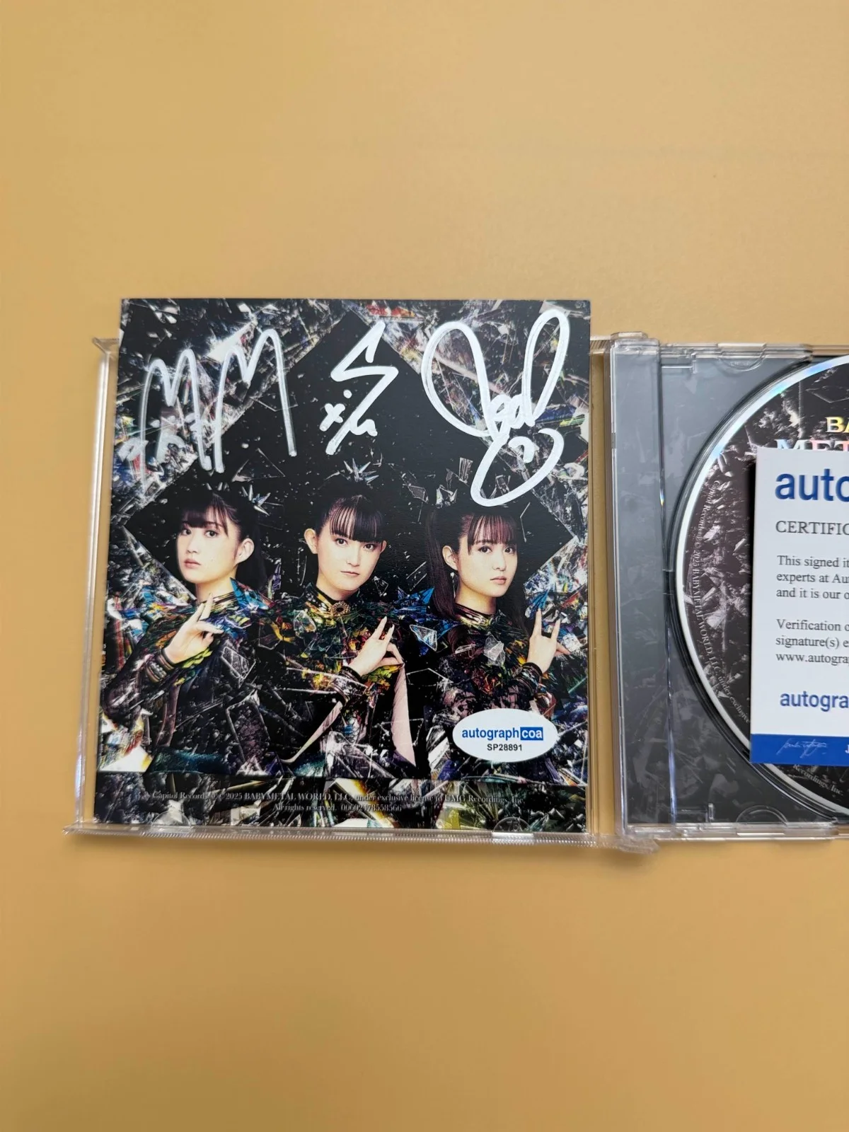 SIGNED BABYMETAL Metal Forth Autograph CD Album ACOA Photo Card SP28891, изображение 2