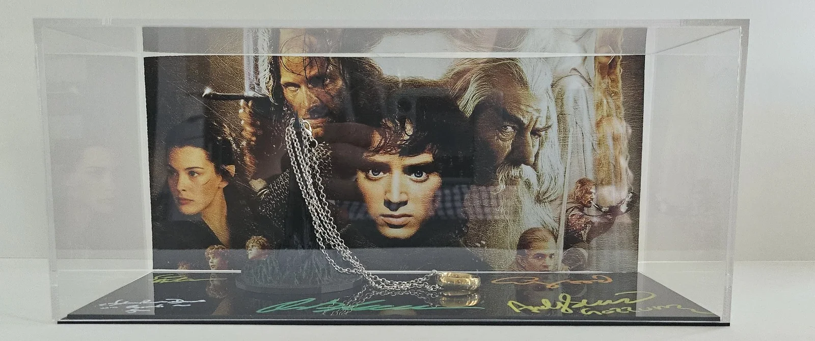 Astin, Wood, Serkis, Bloom, Rhys-Davies — Lord Of The Rings Signed Astin Wood Serkis Bloom Rhys Davies Display COA LOTR, изображение 2