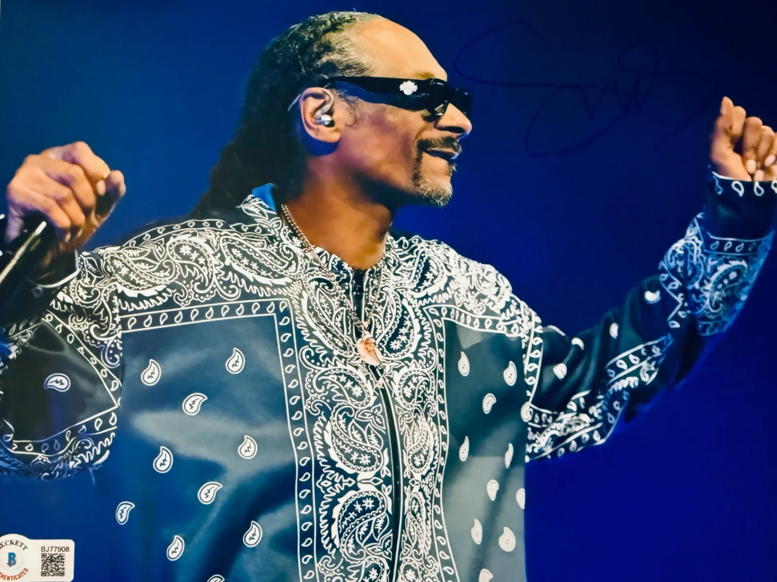 SNOOP DOGG — Snoop Dogg Signed (Beckett) Rapper Super Star Personality 8x10 Autographed BAS, image 3