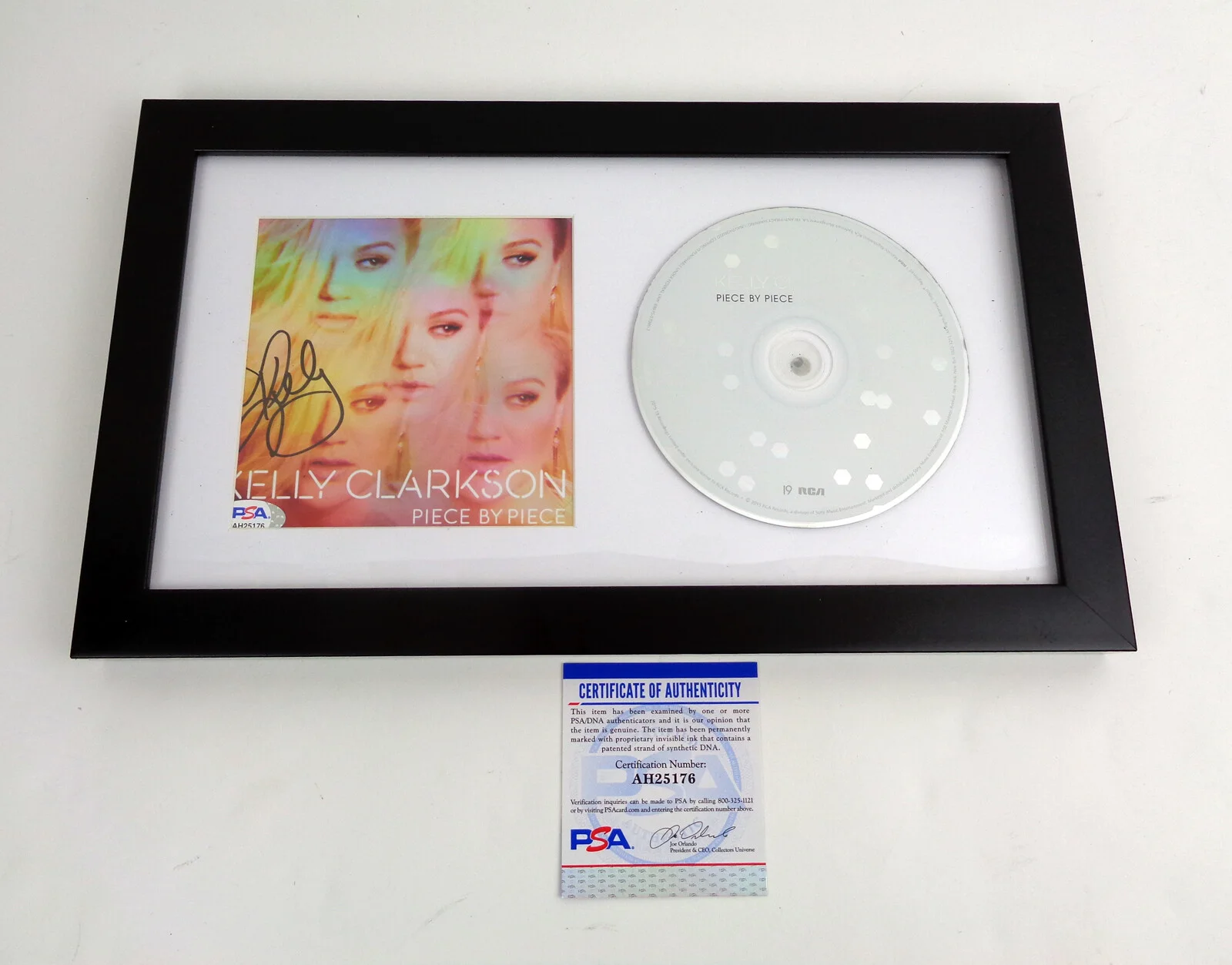 Kelly Clarkson — Kelly Clarkson Signed Autograph Piece By Piece CD Framed PSA/DNA COA