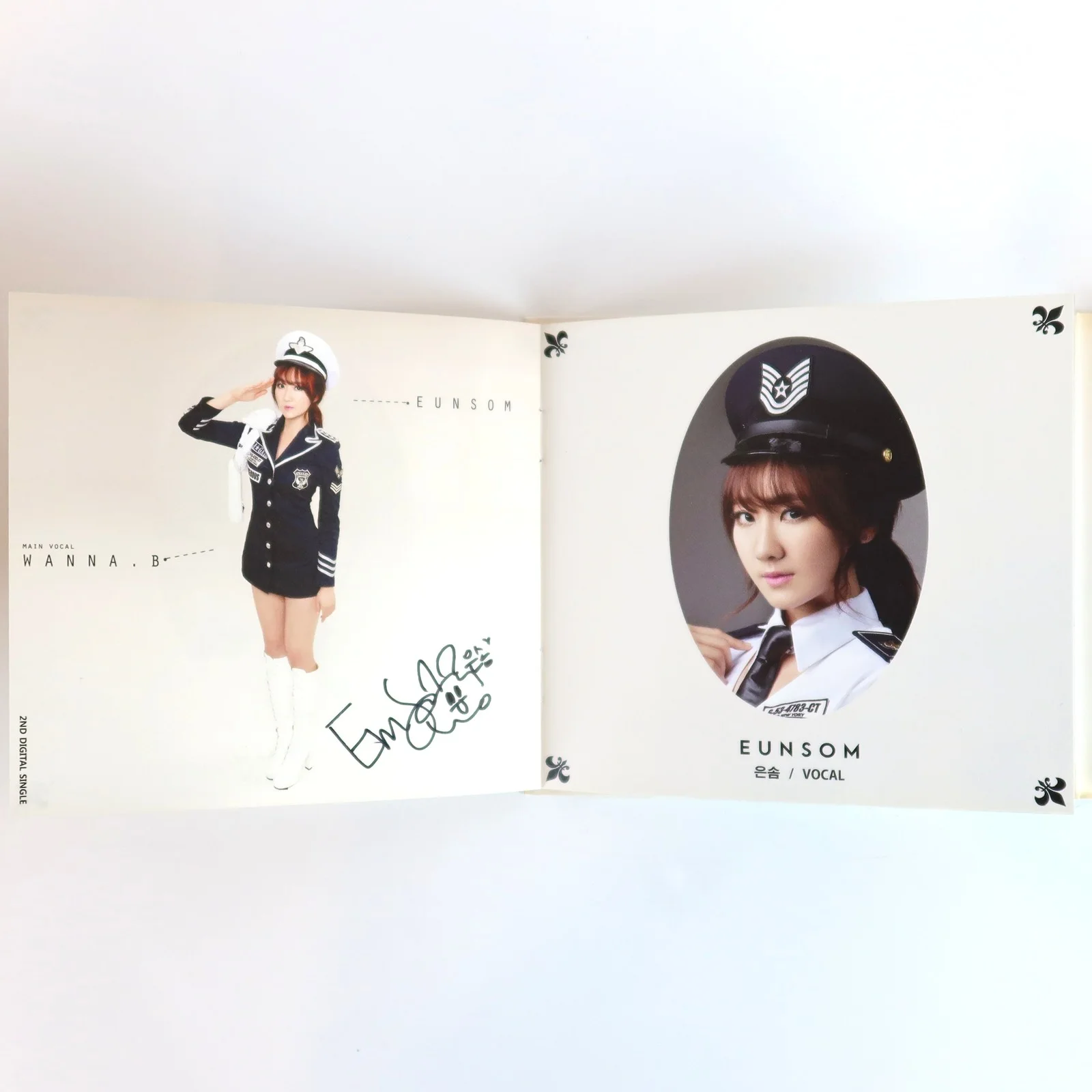 Wanna.B - Hands Up 2nd Digital Single Signed Autographed CD Promo K-Pop 2015, image 4