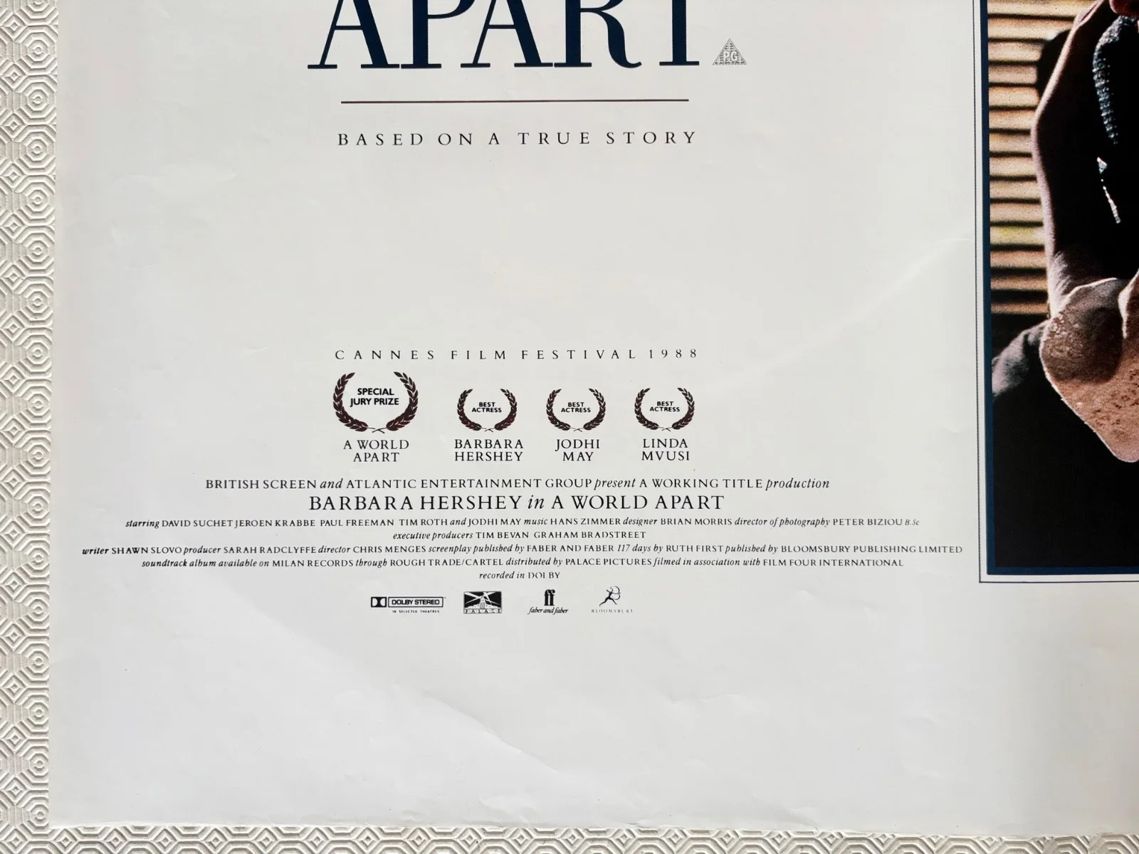 A World Apart Original 1988 Quad Poster Barbara Hershey David Suchet Tim Roth, изображение 2
