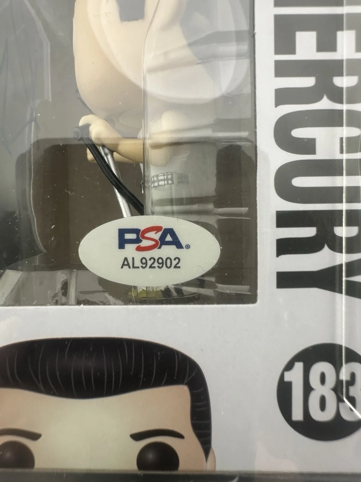 Rami Malek — Rami Malek Signed Freddie Mercury Funko Pop Queen Bohemian Rhapsody PSA DNA COA, изображение 3