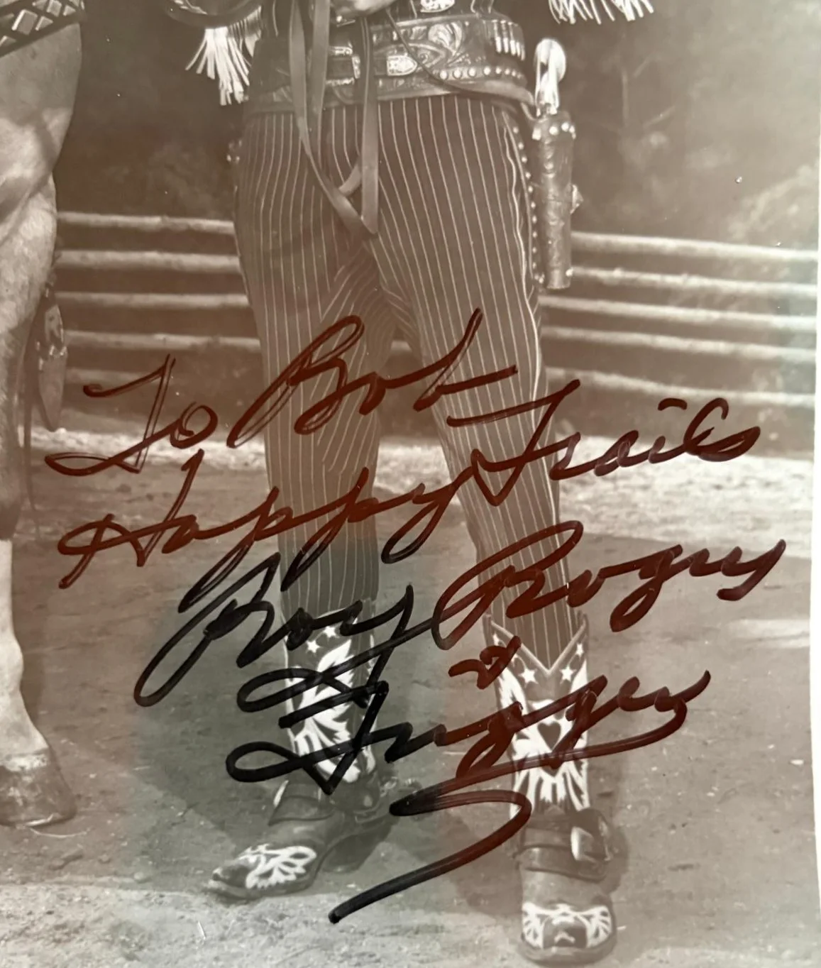 Roy Rogers — ROY ROGERS SIGNED AUTOGRAPHED 8X10 PHOTO COWBOY MEN IN BLACK 2 JSA COA H, image 3