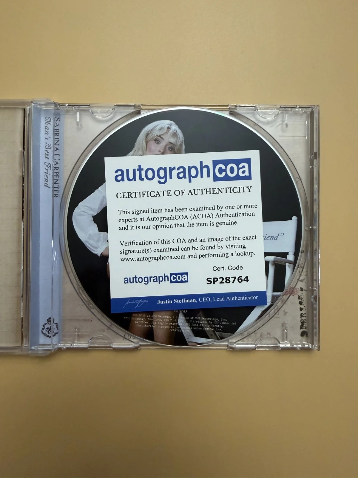 Sabrina Carpenter SIGNED CD Album Man’s Best Friend ACOA SP28764, image 3