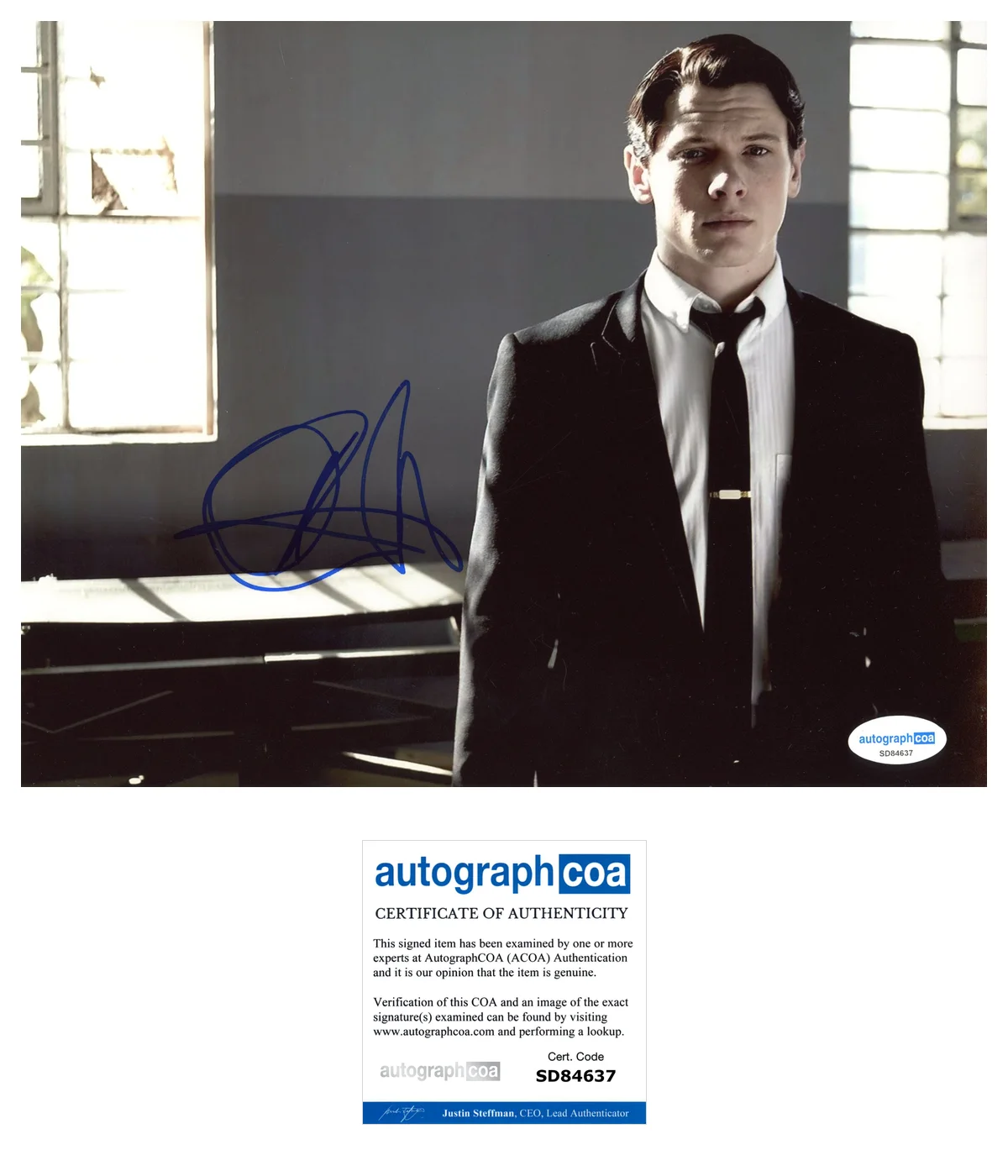Jack O'Connell Autographed Signed 8x10 Photo ACOA, image 2