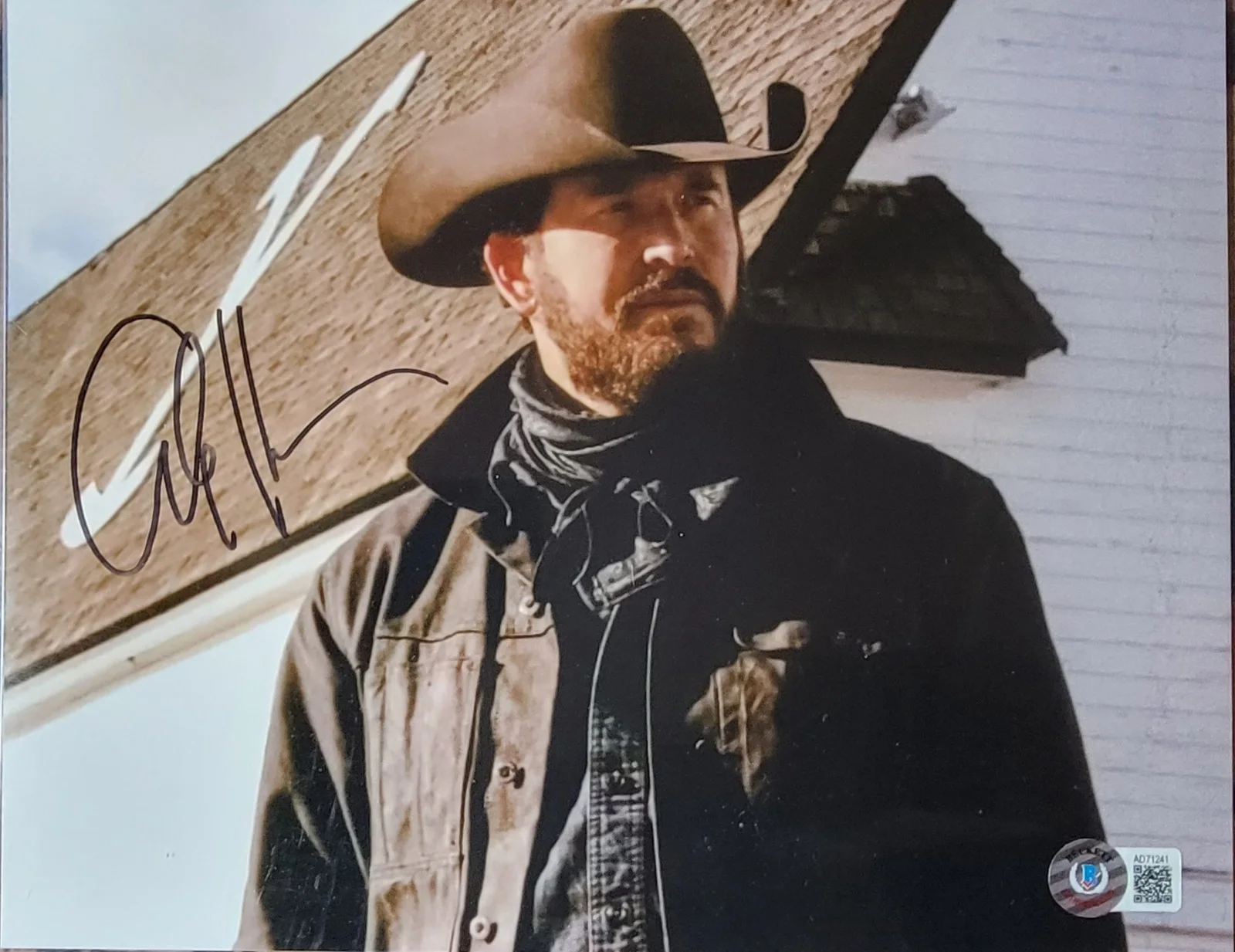Cole Hauser — Cole Hauser Authentic Signed 8x10 Photo W/ Beckett BAS COA Yellowstone