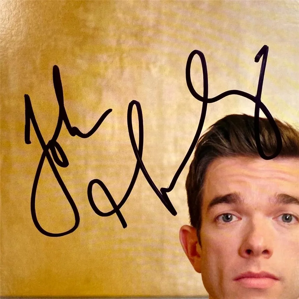 John Mulaney — John Mulaney signed Kid Gorgeous at Radio City Cover LP autograph ~ Beckett BAS, изображение 3
