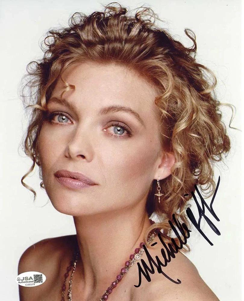A Star — Michelle Pfeiffer 8X10 Photo Hand Signed Autographed JSA COA