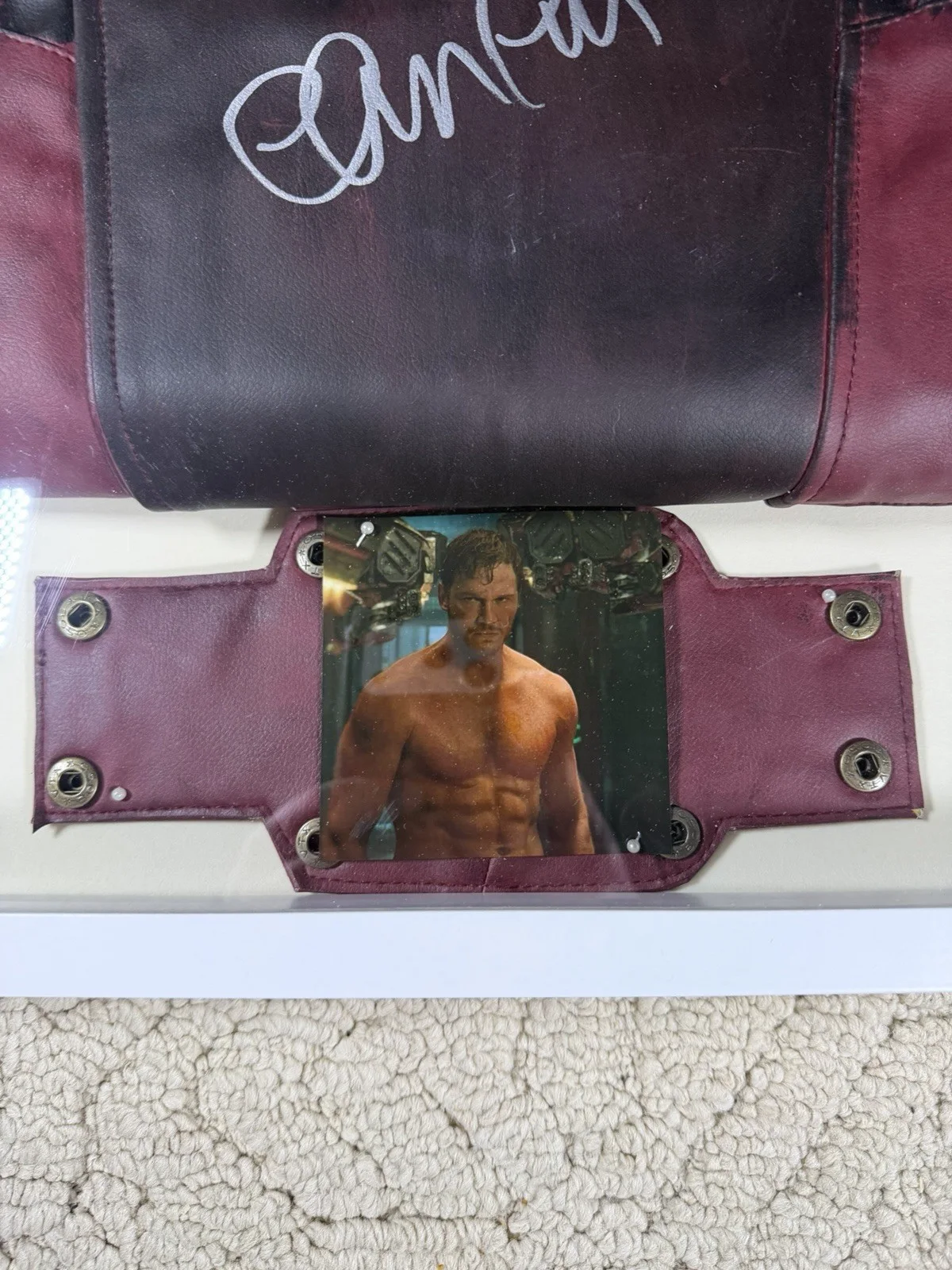 Chris Pratt — Chris Pratt Star Lord Signed Jacket Guardians Of The Galaxy Beckett Framed, изображение 3