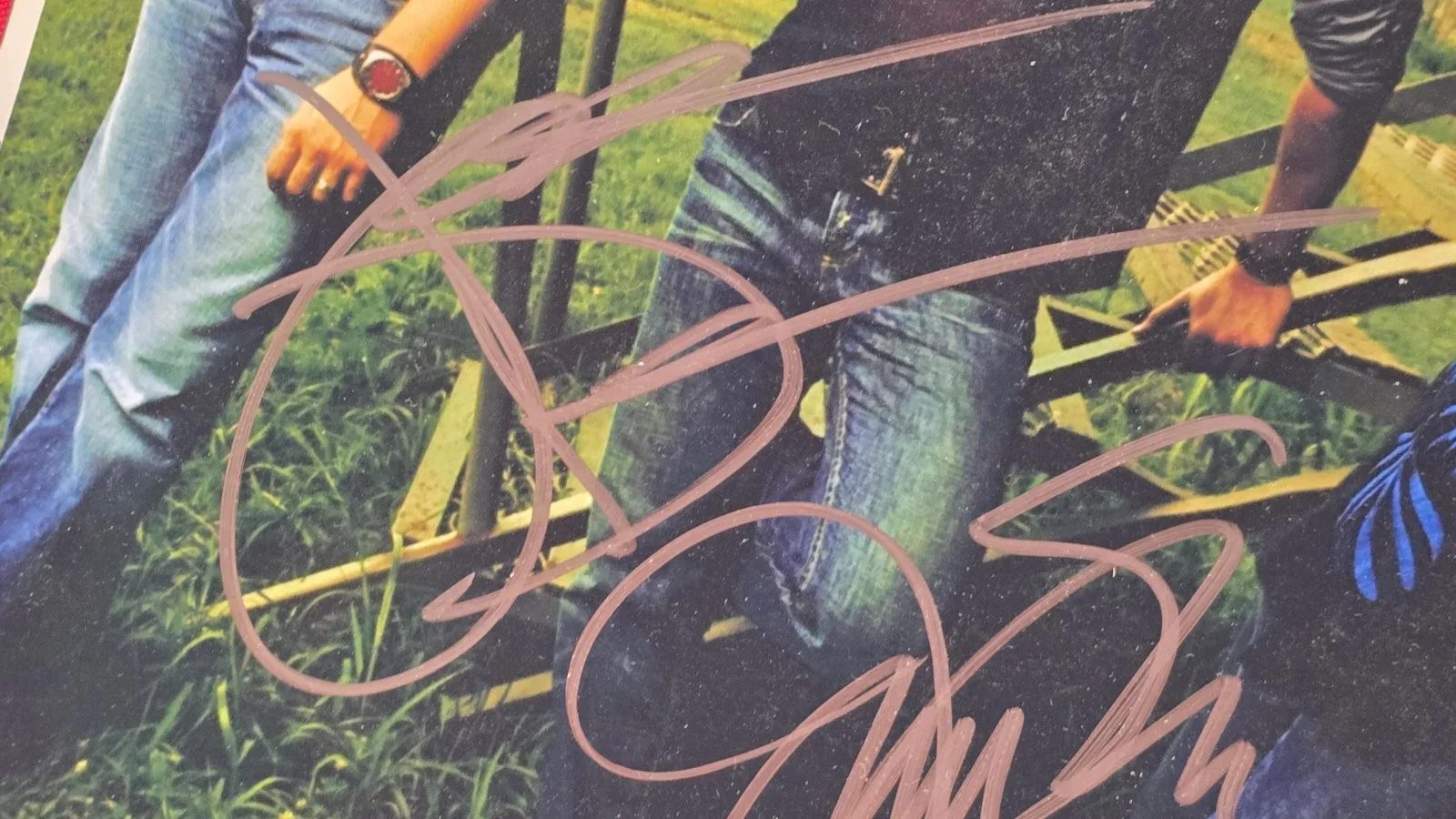 Rascal Flatts Signed Photo Autographed w/ COA April’s Junque du Jour, image 4
