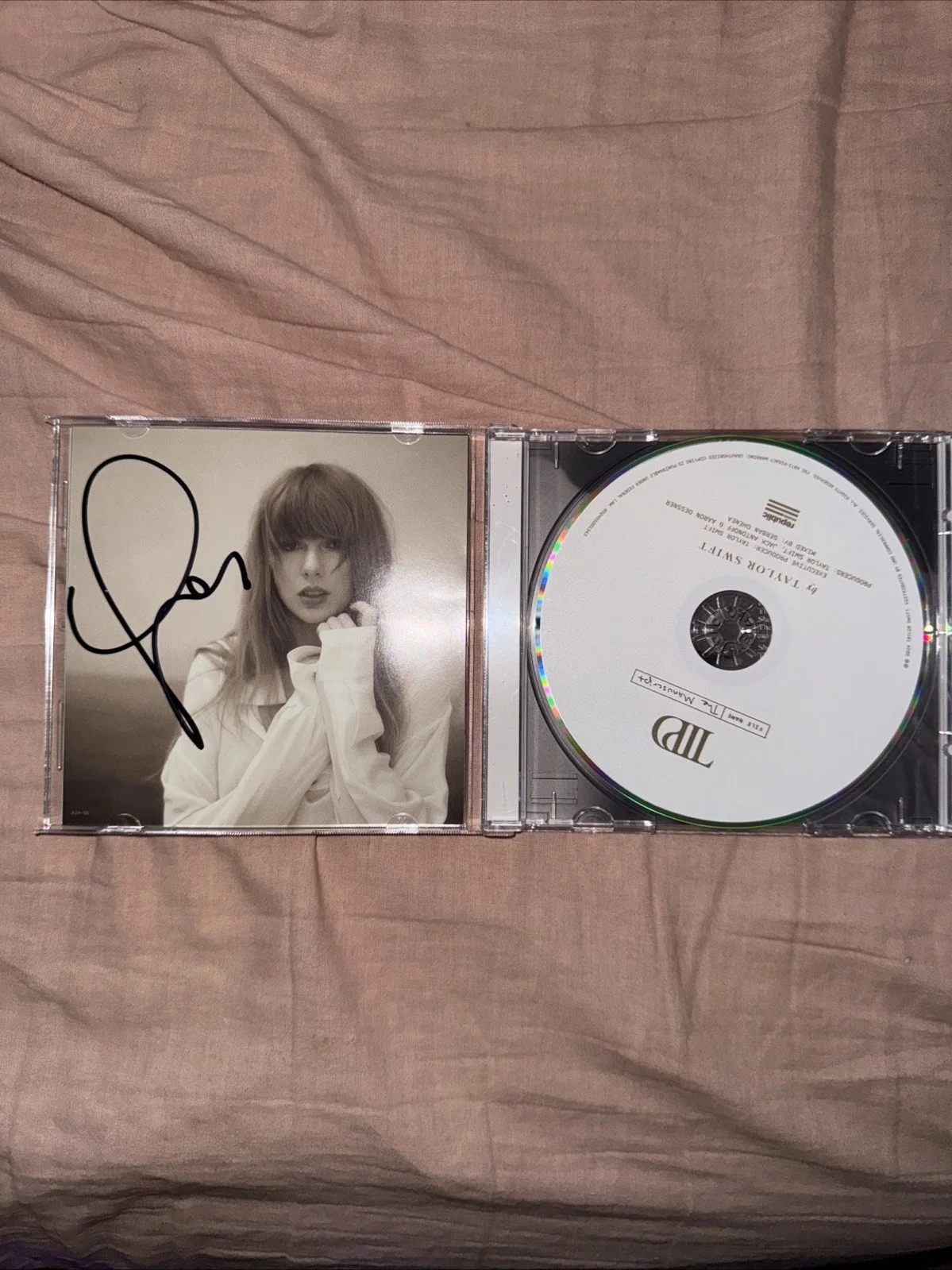 Taylor Swift 'Tortured Poets' Department CD, Signed Edition, image 2