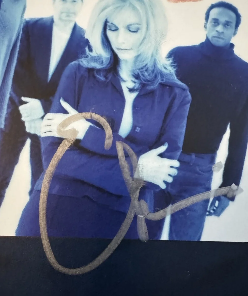 Emmylou Harris -signed Spy Boy CD digipak cover. No C.O.A. 2025 release, изображение 2