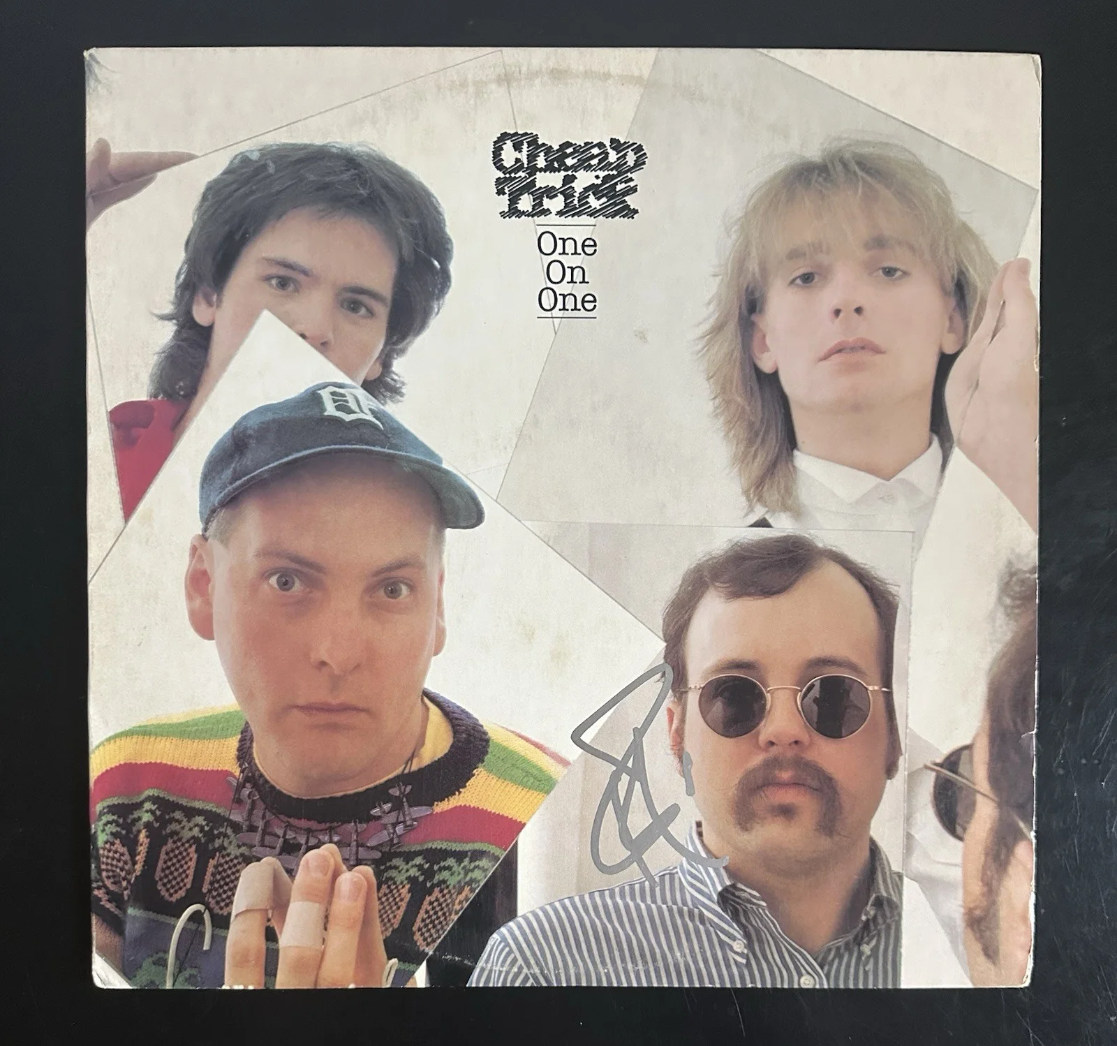 ROBIN ZANDER SIGNED ONE ON ONE CHEAP TRICK VINYL RECORD ALBUM LP JSA COA, изображение 2
