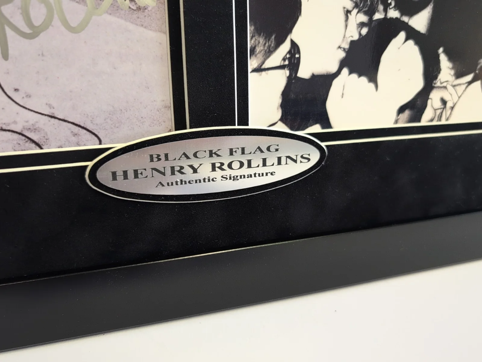 Henry Rollins Signed BLACK FLAG 8x10 Photo CUSTOM FRAME JSA COA autograph, image 5