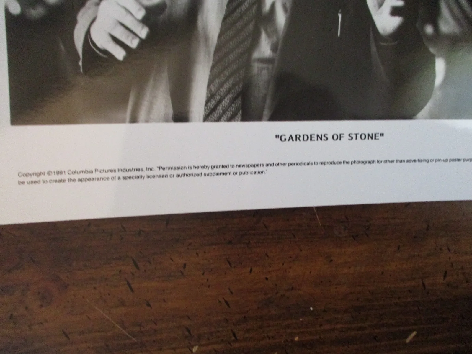 Francis Ford Coppola/Jordan Cronenweth(GARDENS OF STONE)1991 10 x 8 B & W Photo, изображение 2