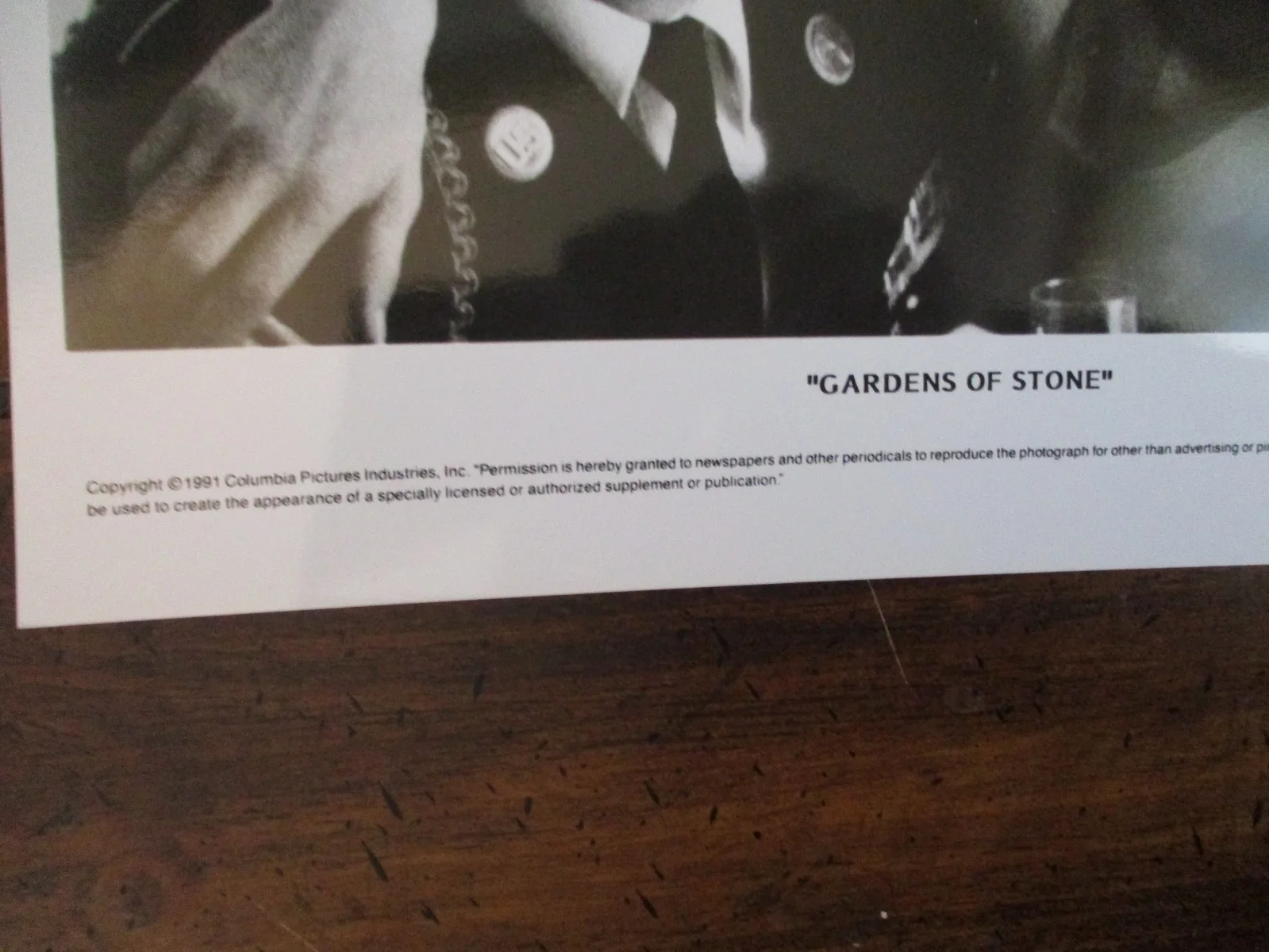 Anjelica Huston/James Caan(GARDENS OF STONE)1991 10 x 8 Glossy B & W Press Photo, изображение 2