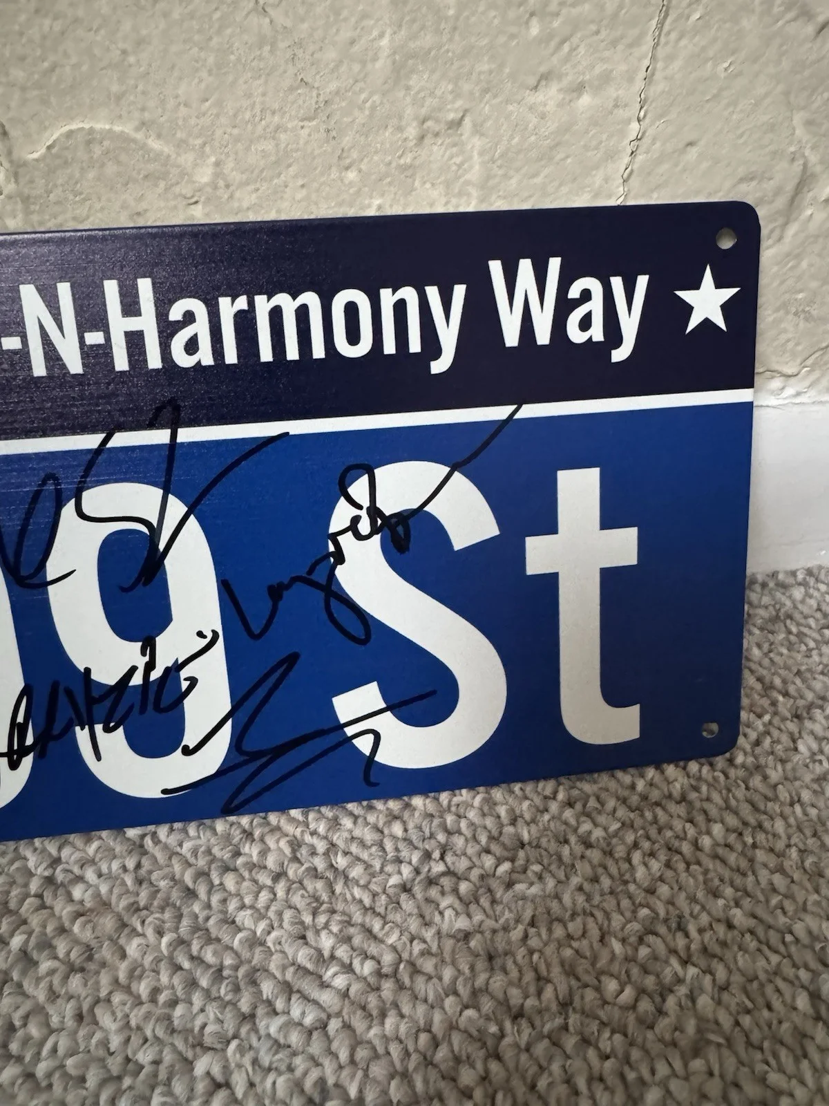 Bone Thugs N Harmony Signed Auto East 1999 Street Sign Psa All 5 Bizzy Layzie, image 5