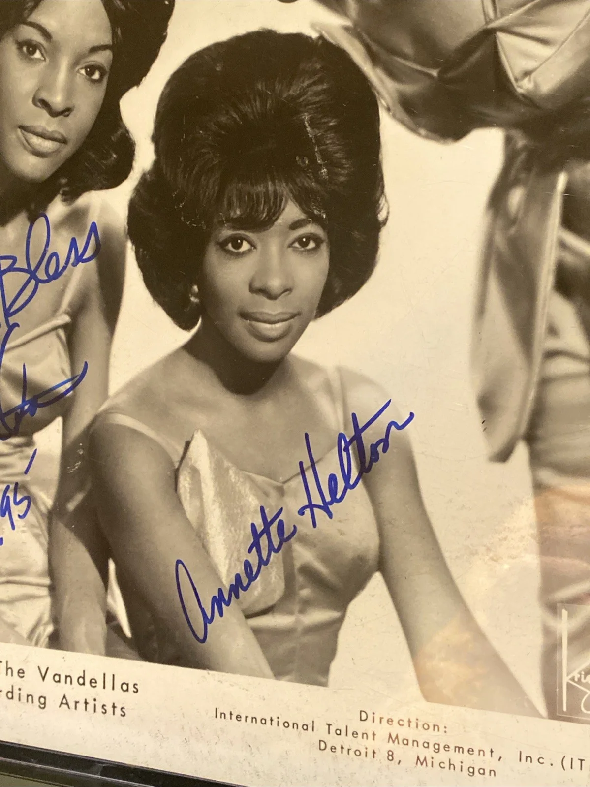 Martha Reeves & The Vandellas Promotional B&W Picture 10x12 SIGNED AUTHENTICATED, изображение 5