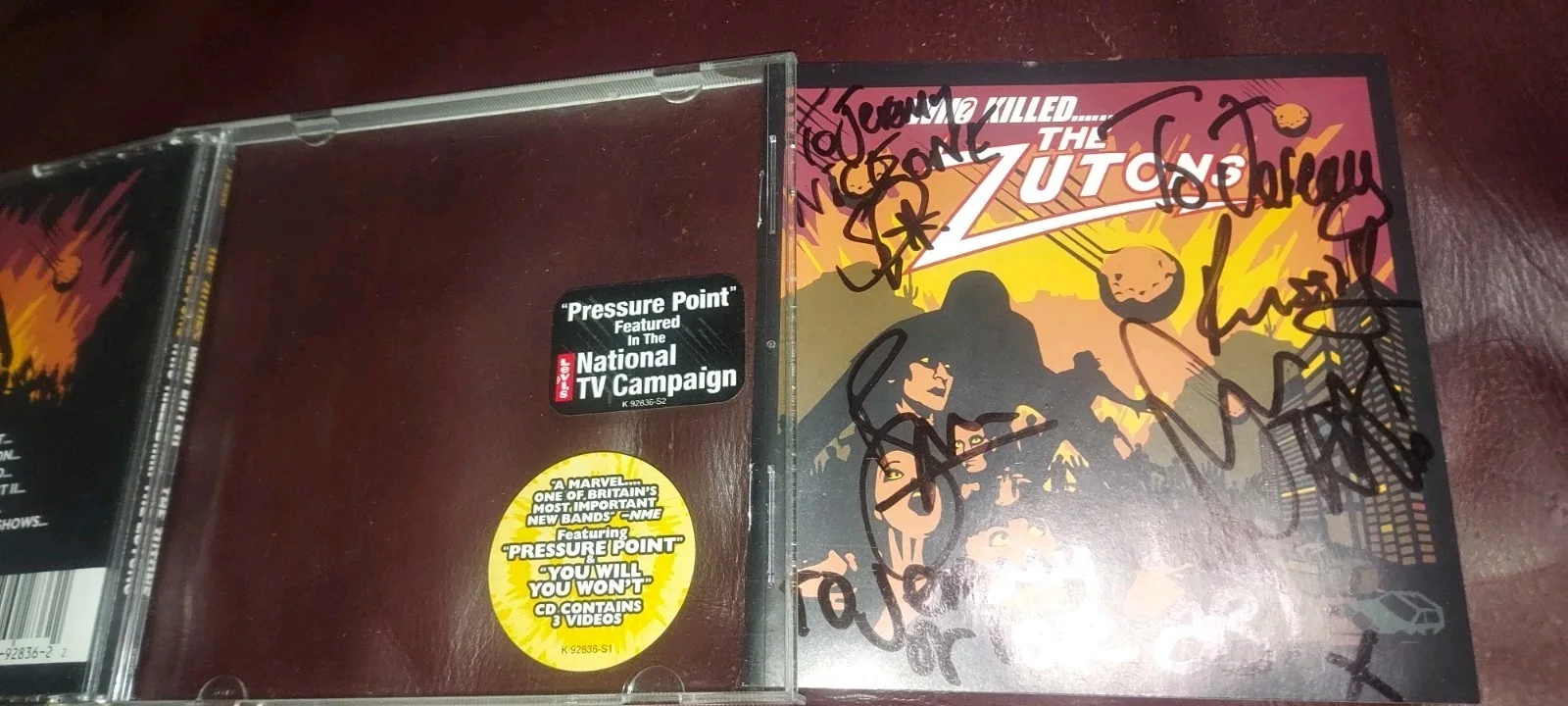 The Zutons Autograped Who Killed? ... CD HAND SIGNED Insert L@@K A Lot More + FS, изображение 3