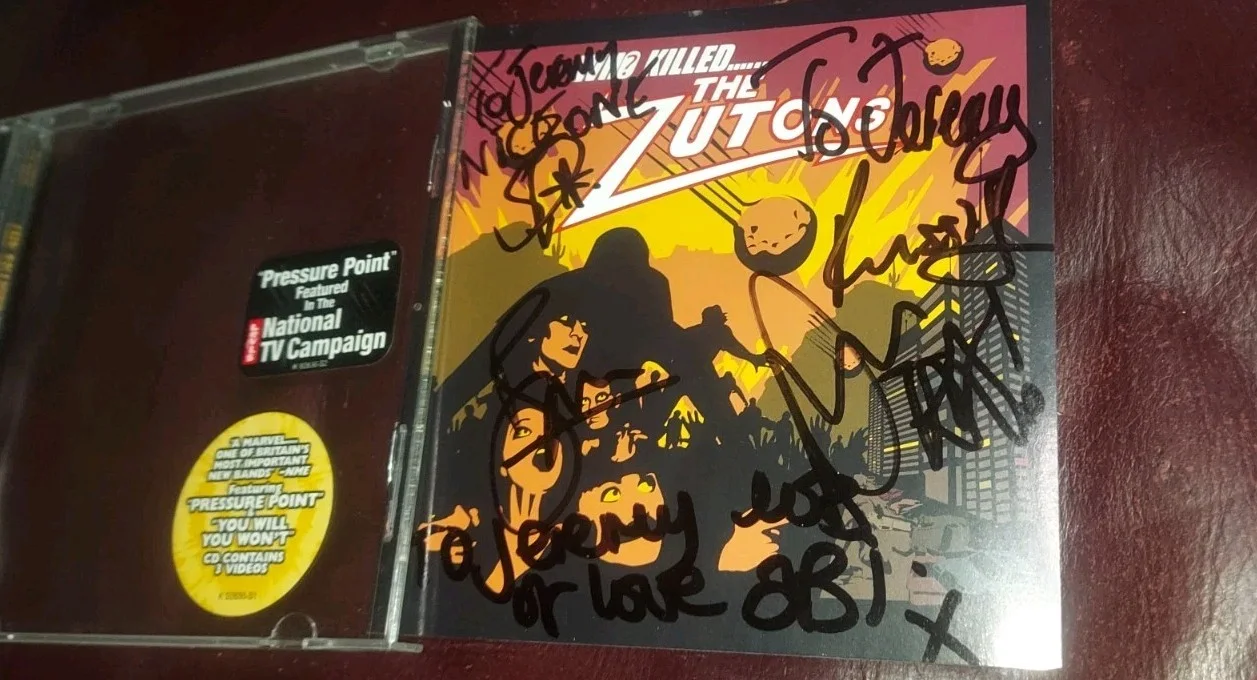 The Zutons Autograped Who Killed? ... CD HAND SIGNED Insert L@@K A Lot More + FS, изображение 4