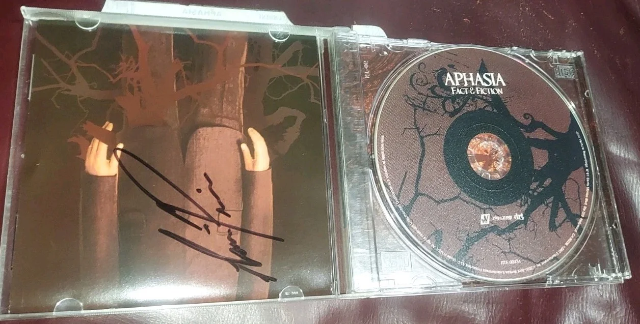 Aphasia Autograped Brand New CD HAND SIGNED Insert L@@K A Lot More + FS, изображение 3