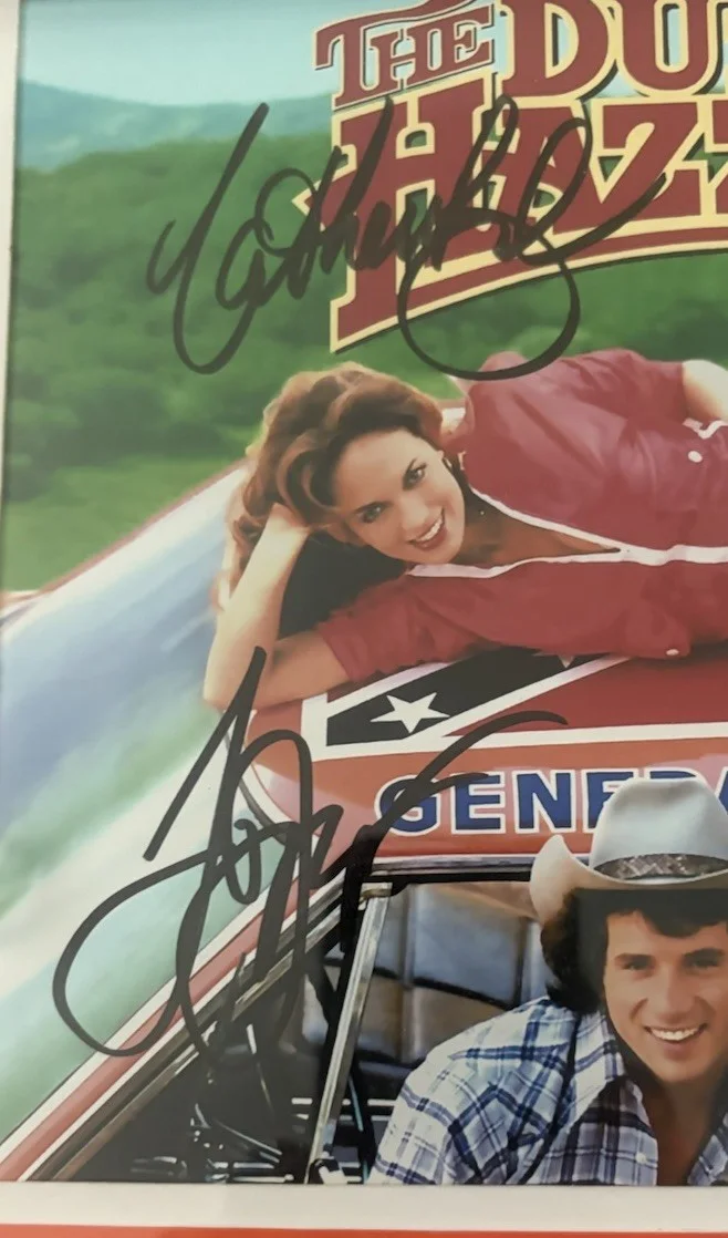 John Schneider, Tom Wopat, Catherine Bach — Dukes Of Hazzard Cast Signed 8x10 Photo Framed Snyder Wopat Bach w/ COA JSA, изображение 3