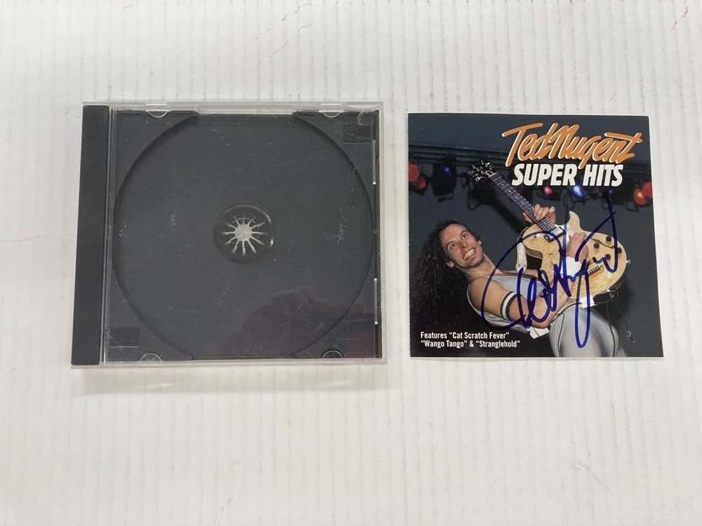 TED NUGENT SUPER HITS CD CASE SIGNED *NO DISC CASE ONLY, image 2