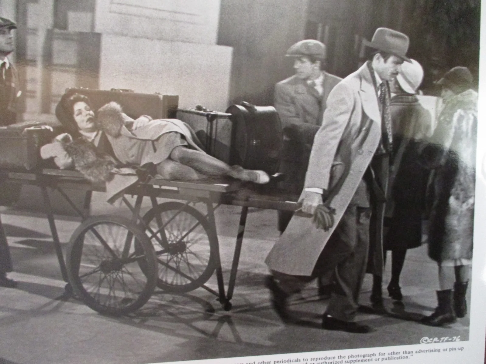 Stockard Channing/Warren Beatty/Jack Nicholson(THE FORTUNE)1982 10 x 8 B&W Photo, изображение 2