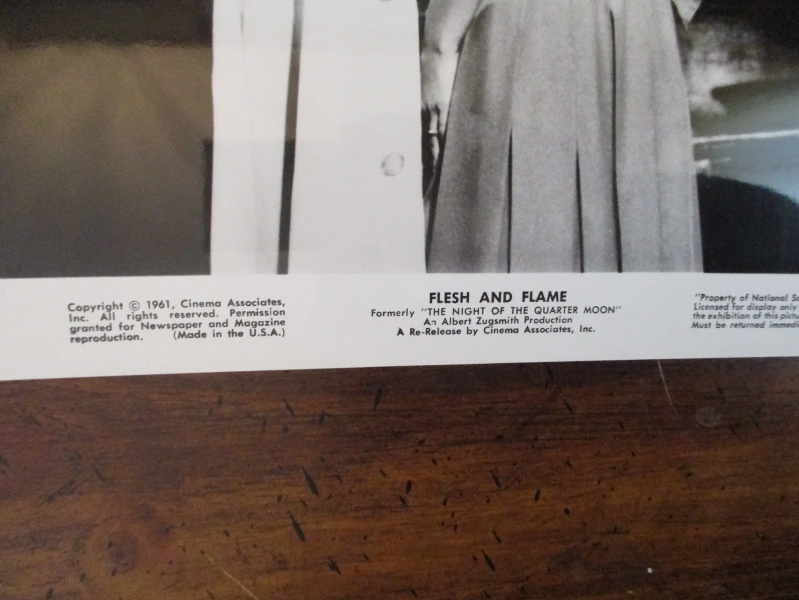 John Drew Barrymore/Julie London/James Edwards(FLESH AND FLAME)10 x 8 1962 Photo, изображение 2