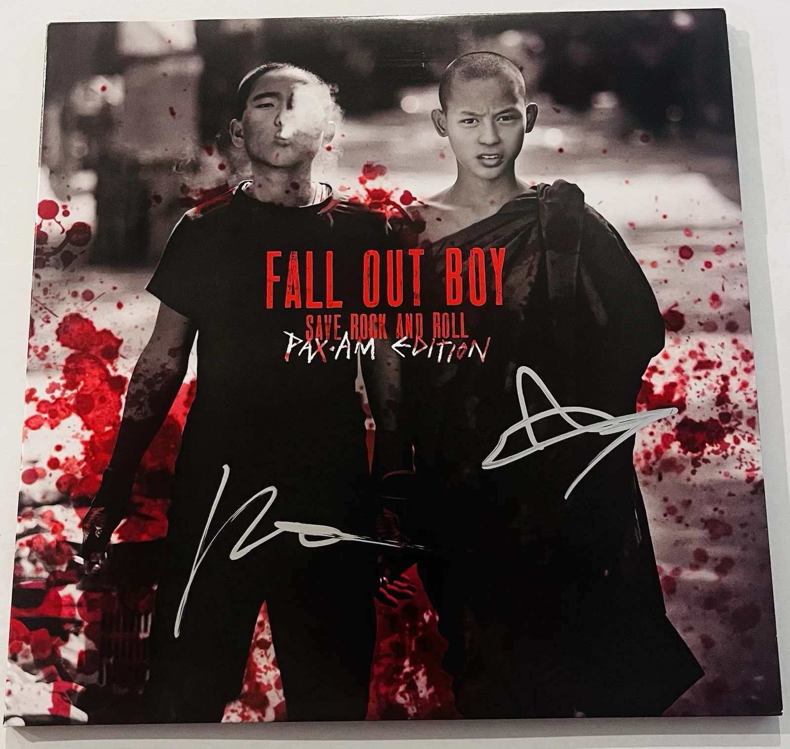 FALL OUT BOY SIGNED SAVE ROCK AND ROLL VINYL RECORD ALBUM PATRICK STUMP JSA COA, image 3