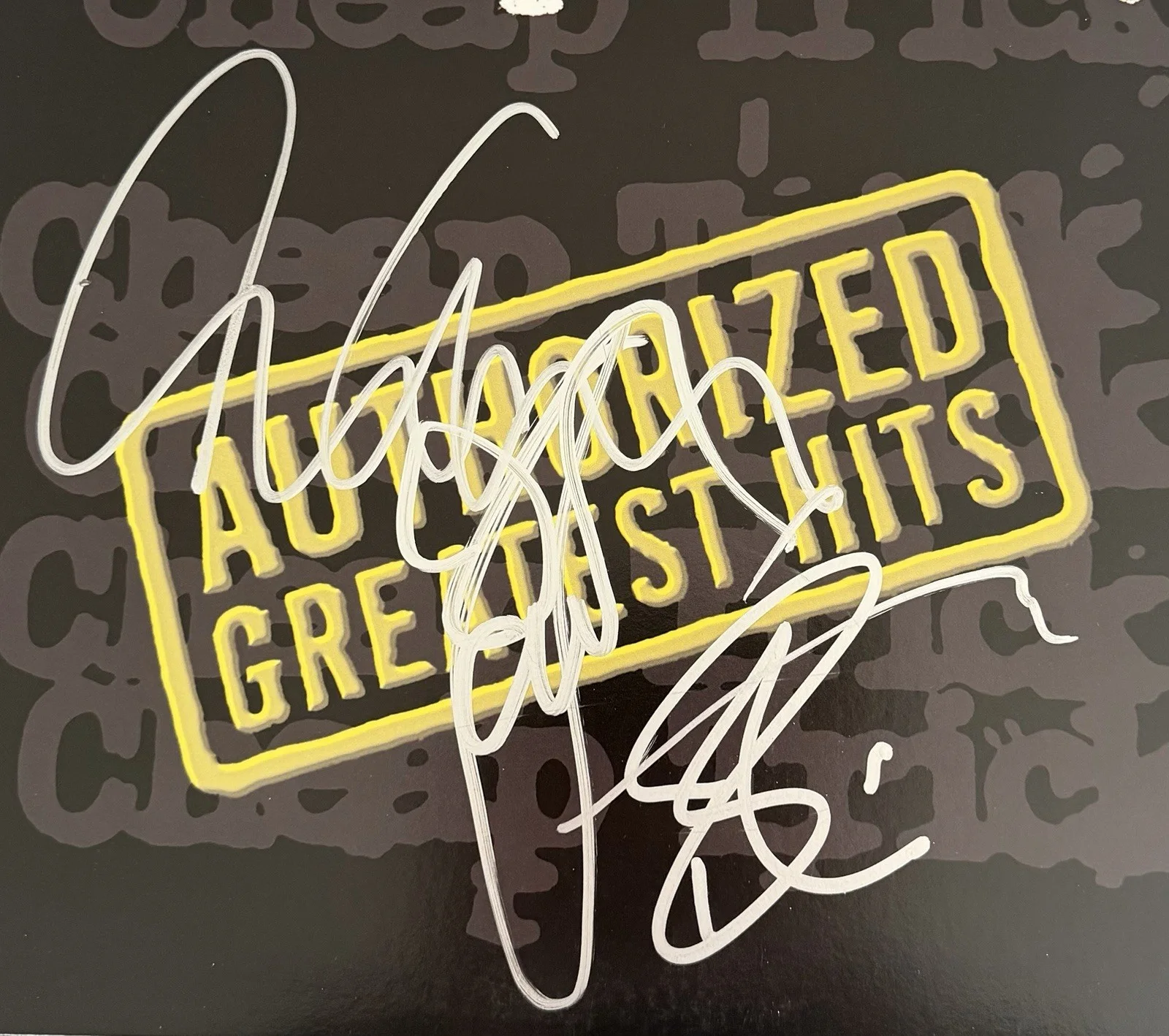 CHEAP TRICK SIGNED GREATEST HITS VINYL RICK NIELSEN + ROBIN + TOM w/JSA COA!, изображение 2