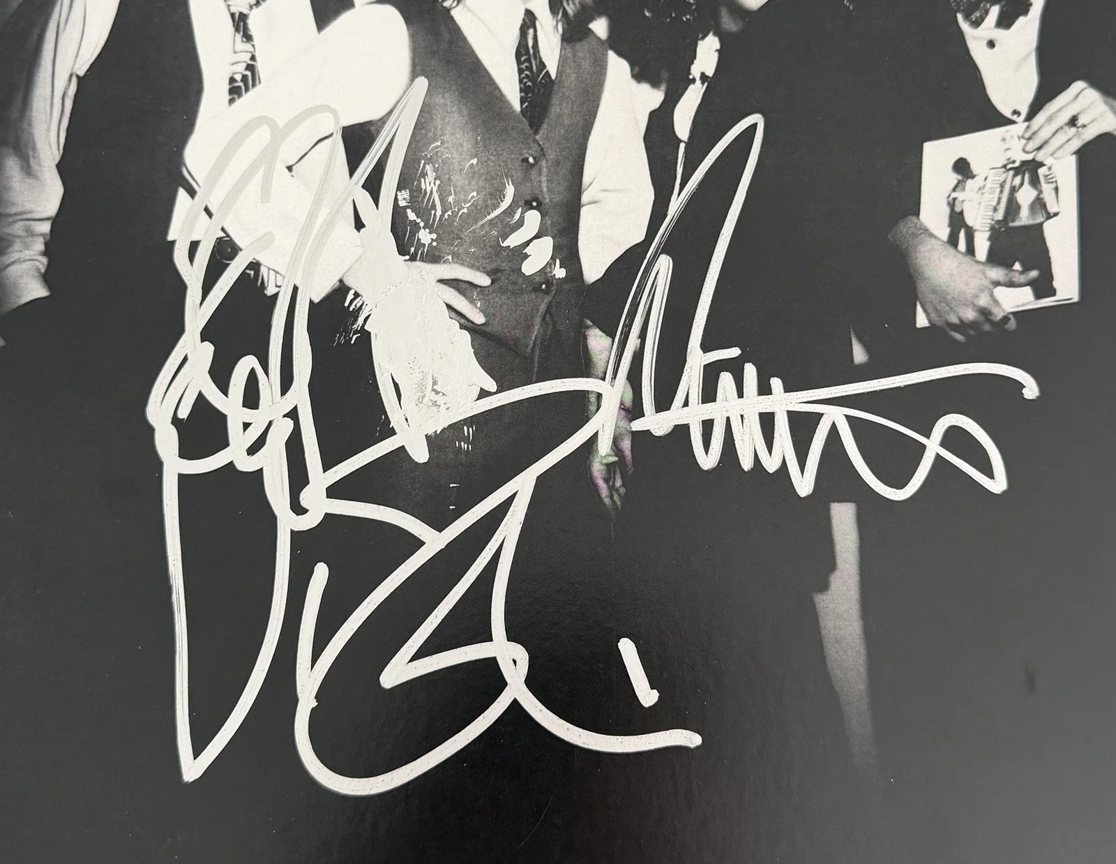 CHEAP TRICK SIGNED VINYL RECORD RICK NIELSEN + ROBIN ZANDER + TOM w/JSA COA!, image 2