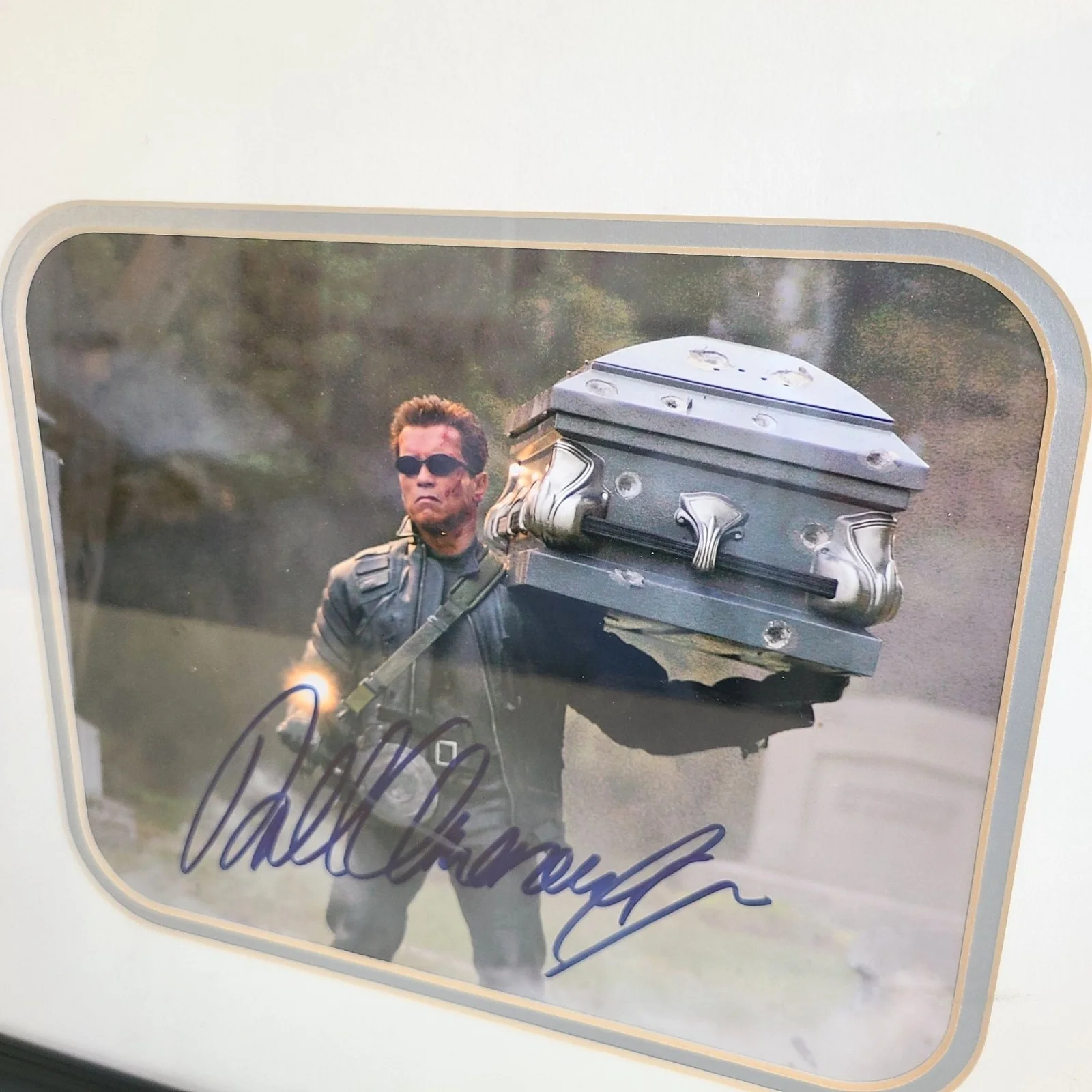 Arnold Schwarzenegger Signed Terminator 3 Photo In Black Frame With COA, image 3