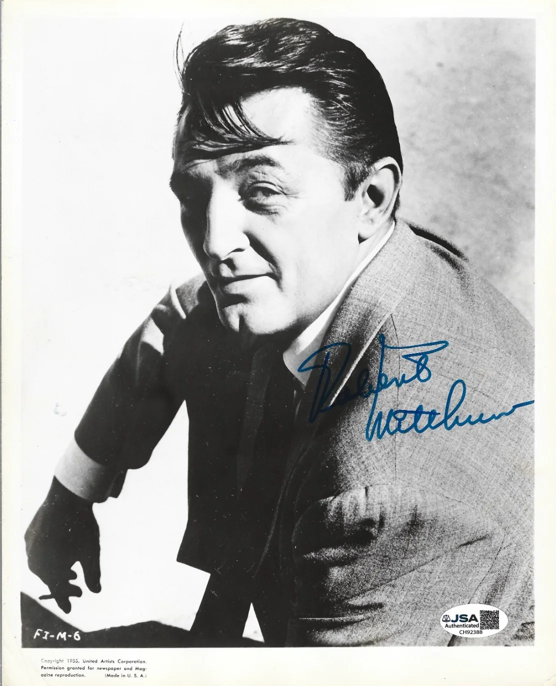 Robert Mitchum — Robert Mitchum REAL hand SIGNED 1955 Promo Photo JSA COA Autographed Cape Fear
